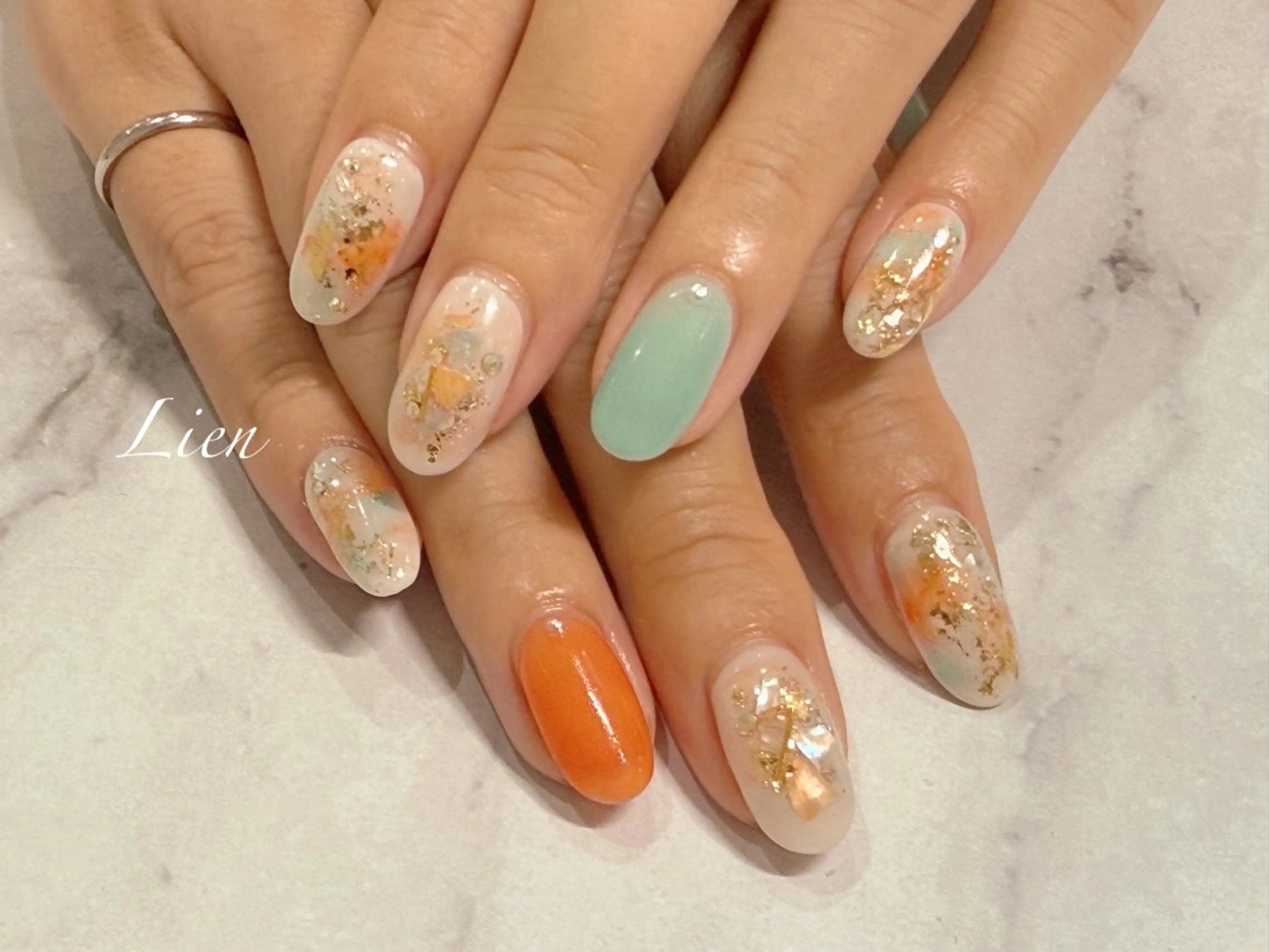 ネイル 長さ出し フットネイル フレンチネイル ジェルネイル ガラスフレンチ ハンドネイル Lien(リアン) 銀座駅6分のネイルデザイン