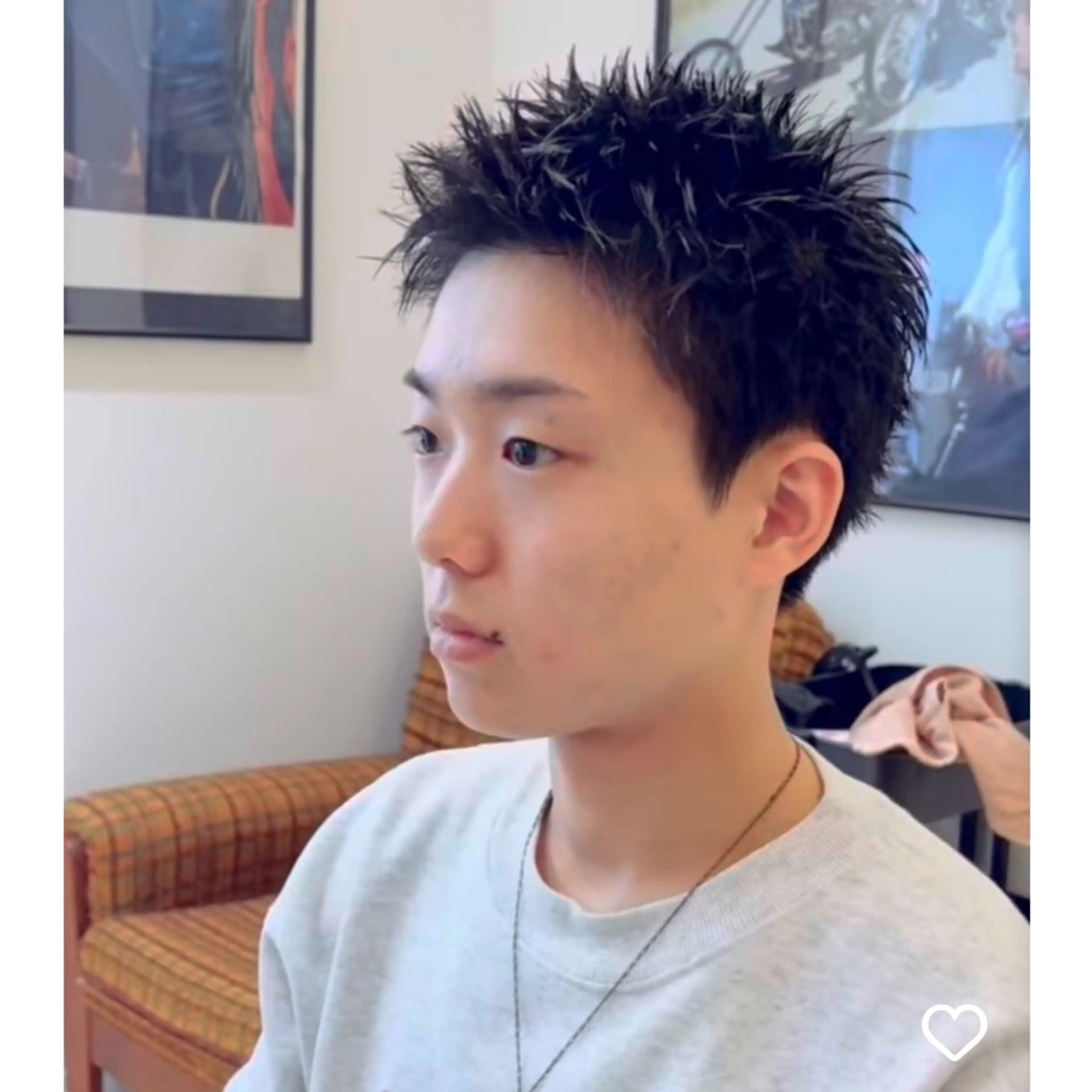 ショート メンズ スパイキーショート ショートヘア カワニシ カイチのヘアスタイル