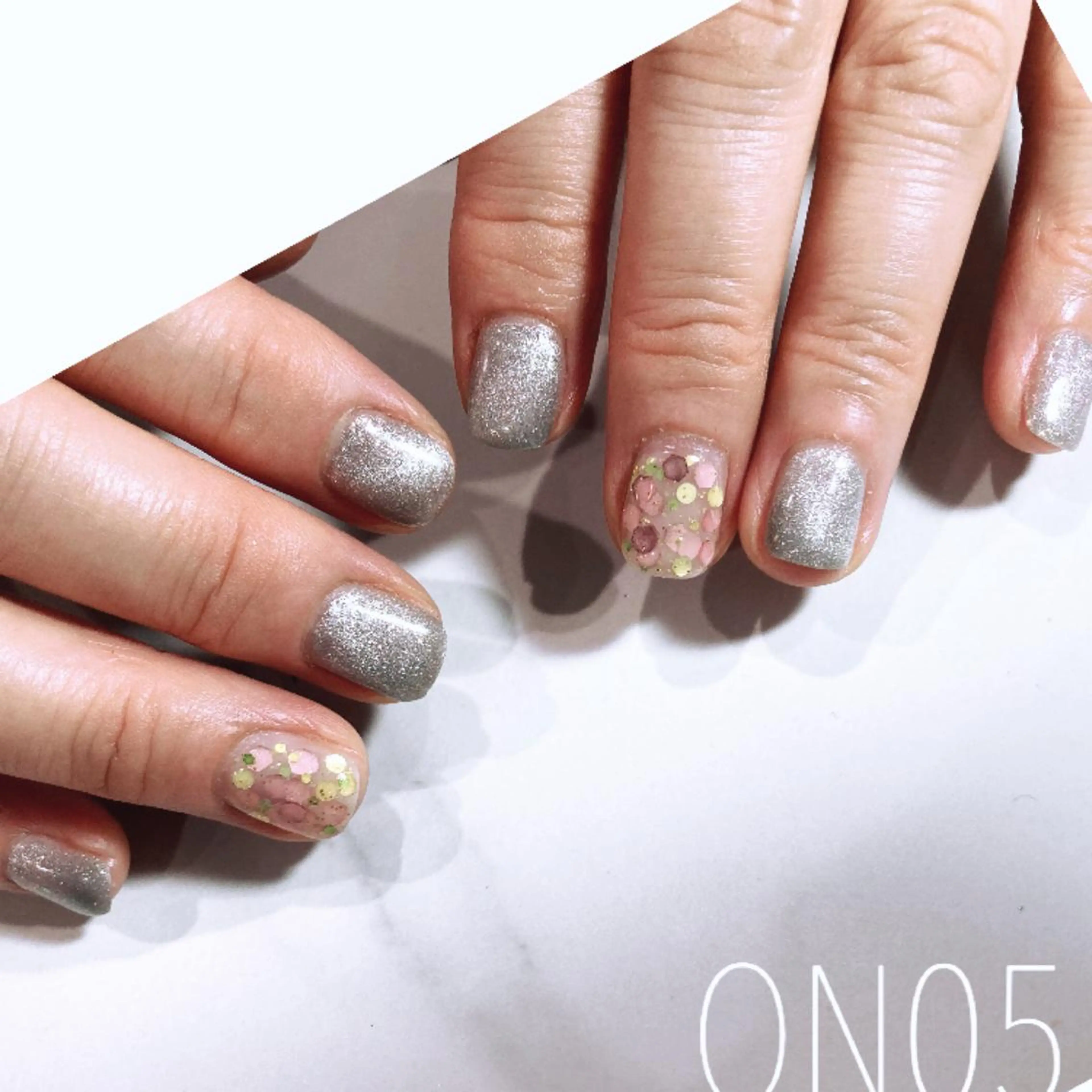 ネイル 園 寛子 （ネイリスト）のネイルデザイン