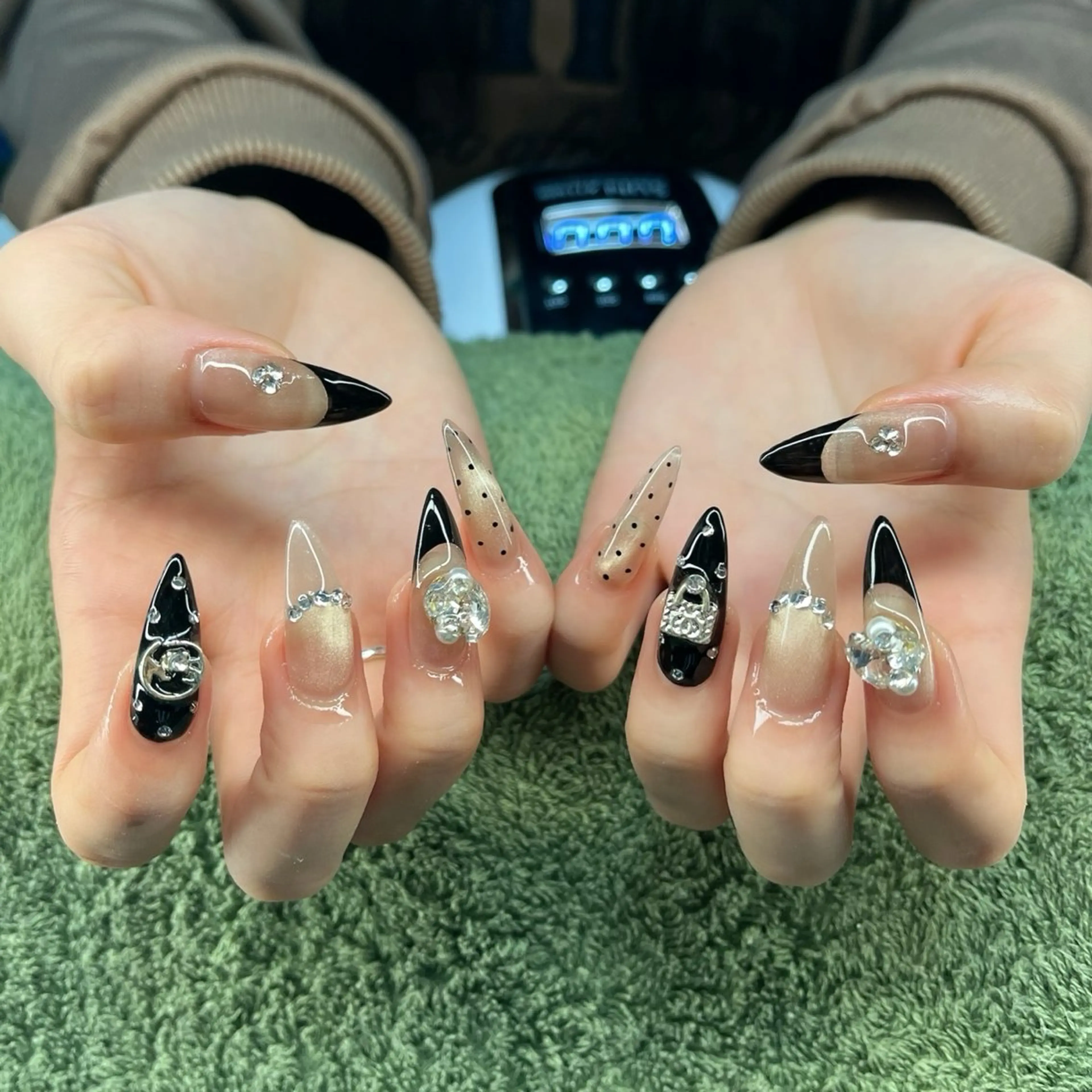 ネイル ハンドネイル フットネイル MHR nailのネイルデザイン