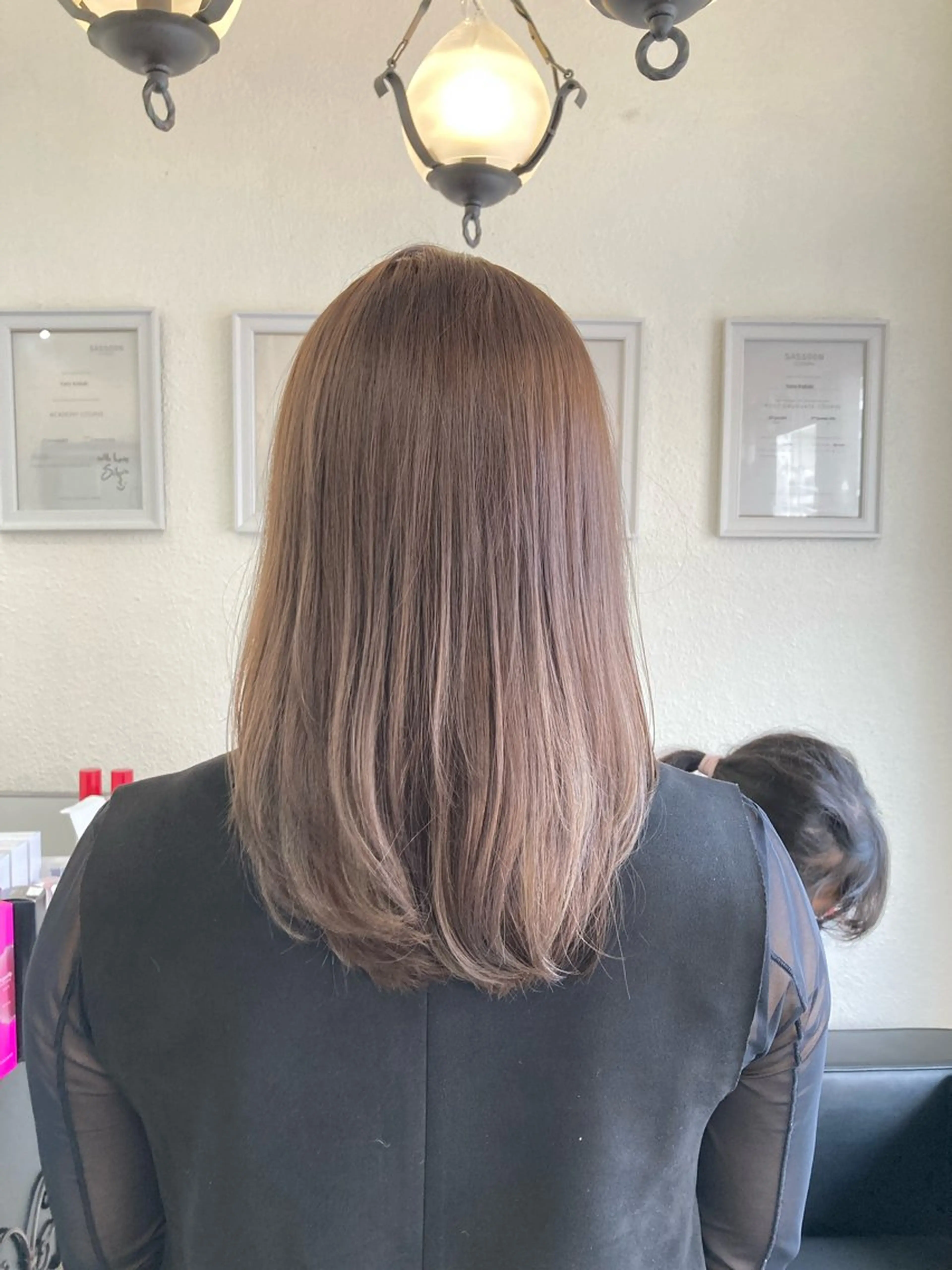 ミディアム ハイライト カットモデル募集中/ 大城しょうかのヘアスタイル