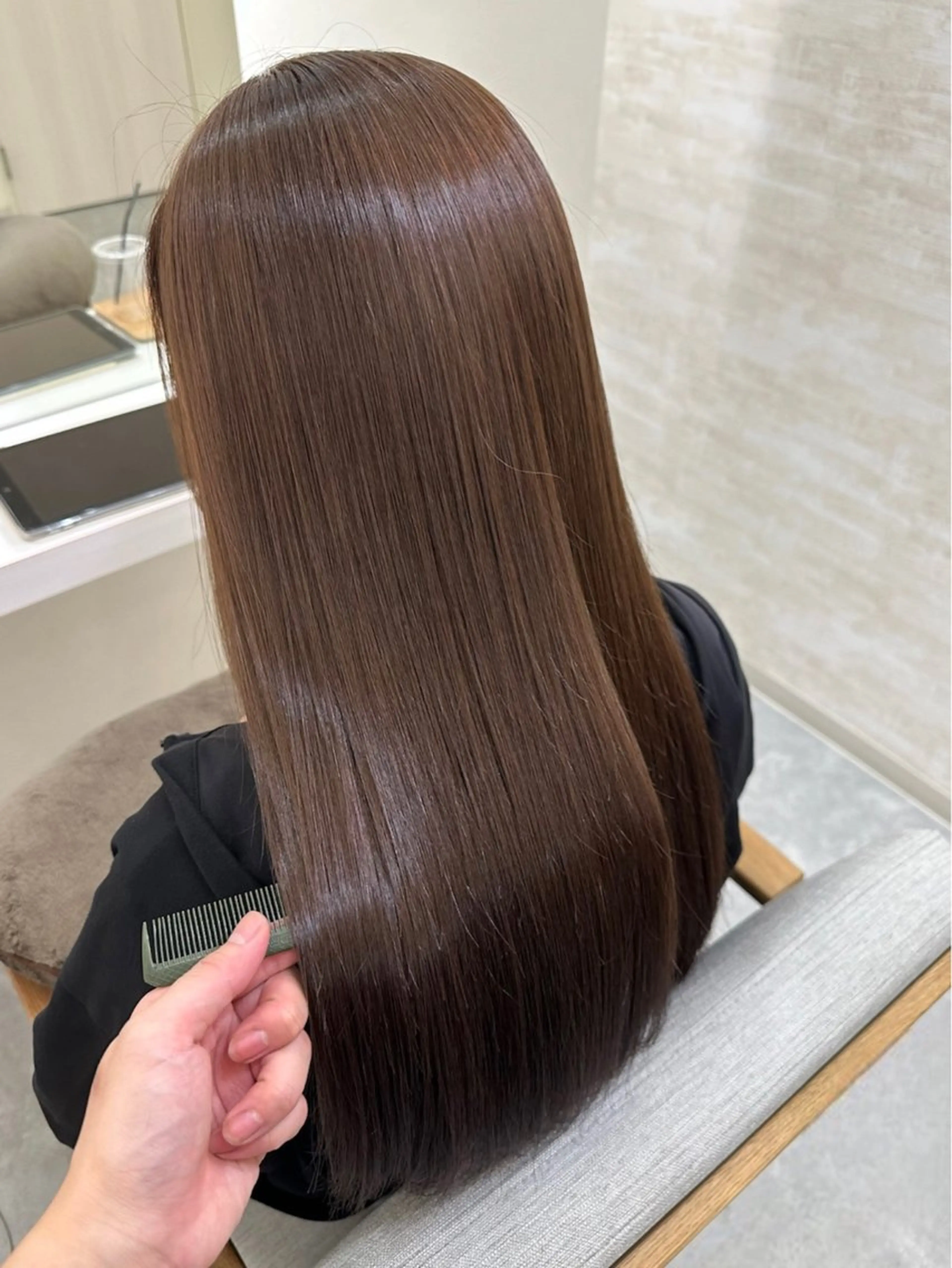 セミロング カット トリートメント 髪質改善&ヘアケア 永山若奈のヘアスタイル