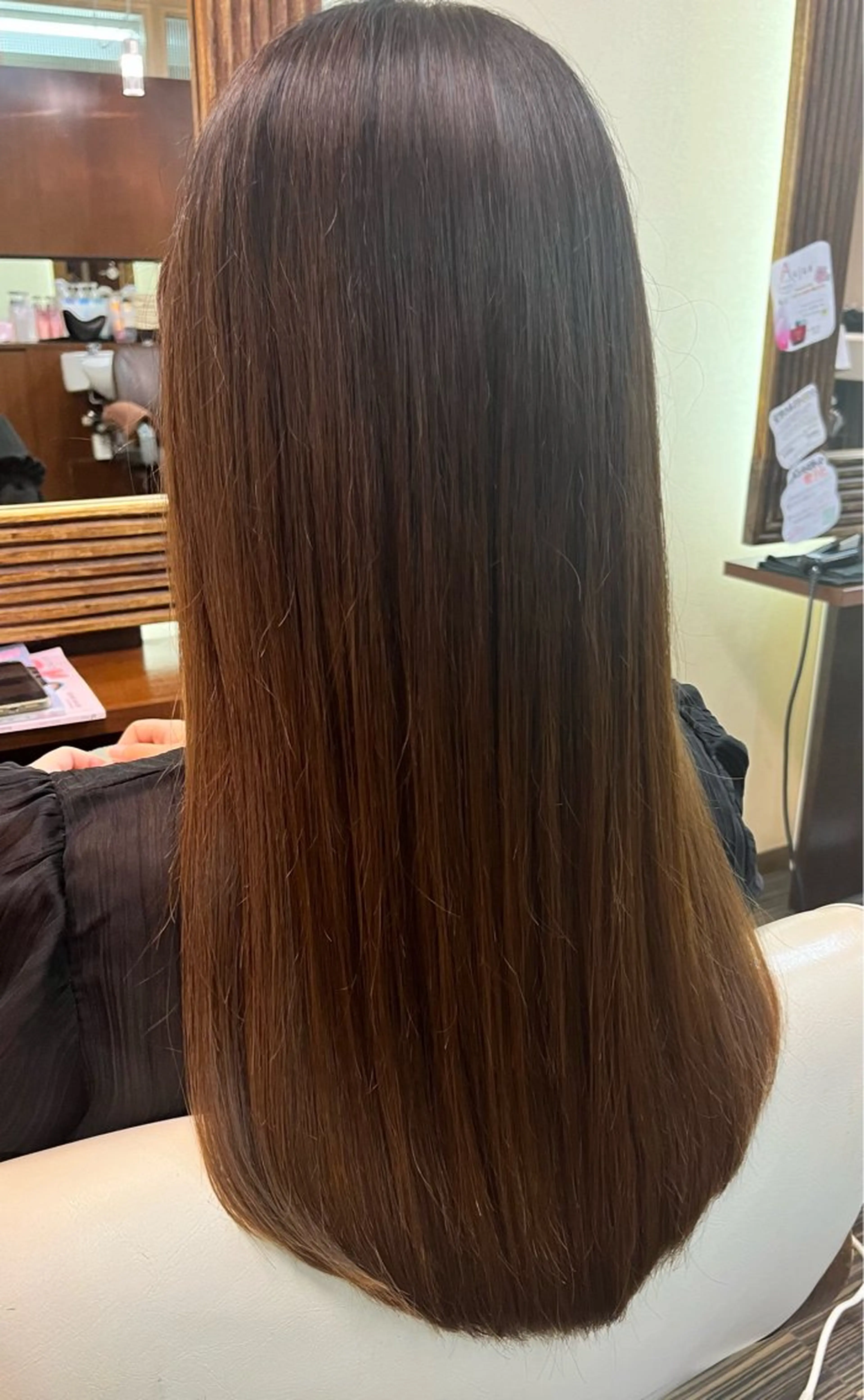 ロング カット ヘアカラー トリートメント 西形 梨瑚のヘアスタイル