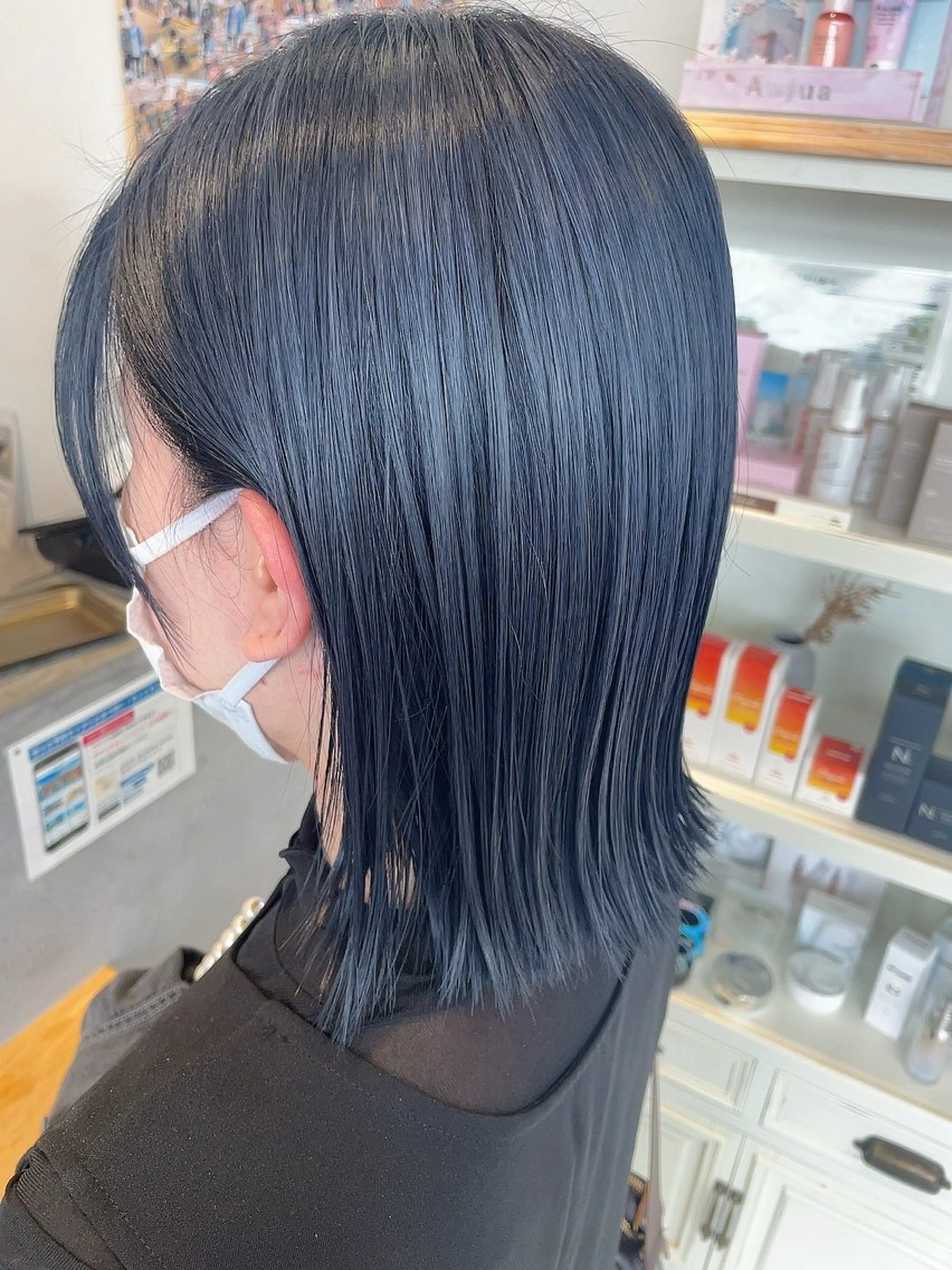 ミディアム カラー カット ヘアカラー 嶋岡 乃愛のヘアスタイル