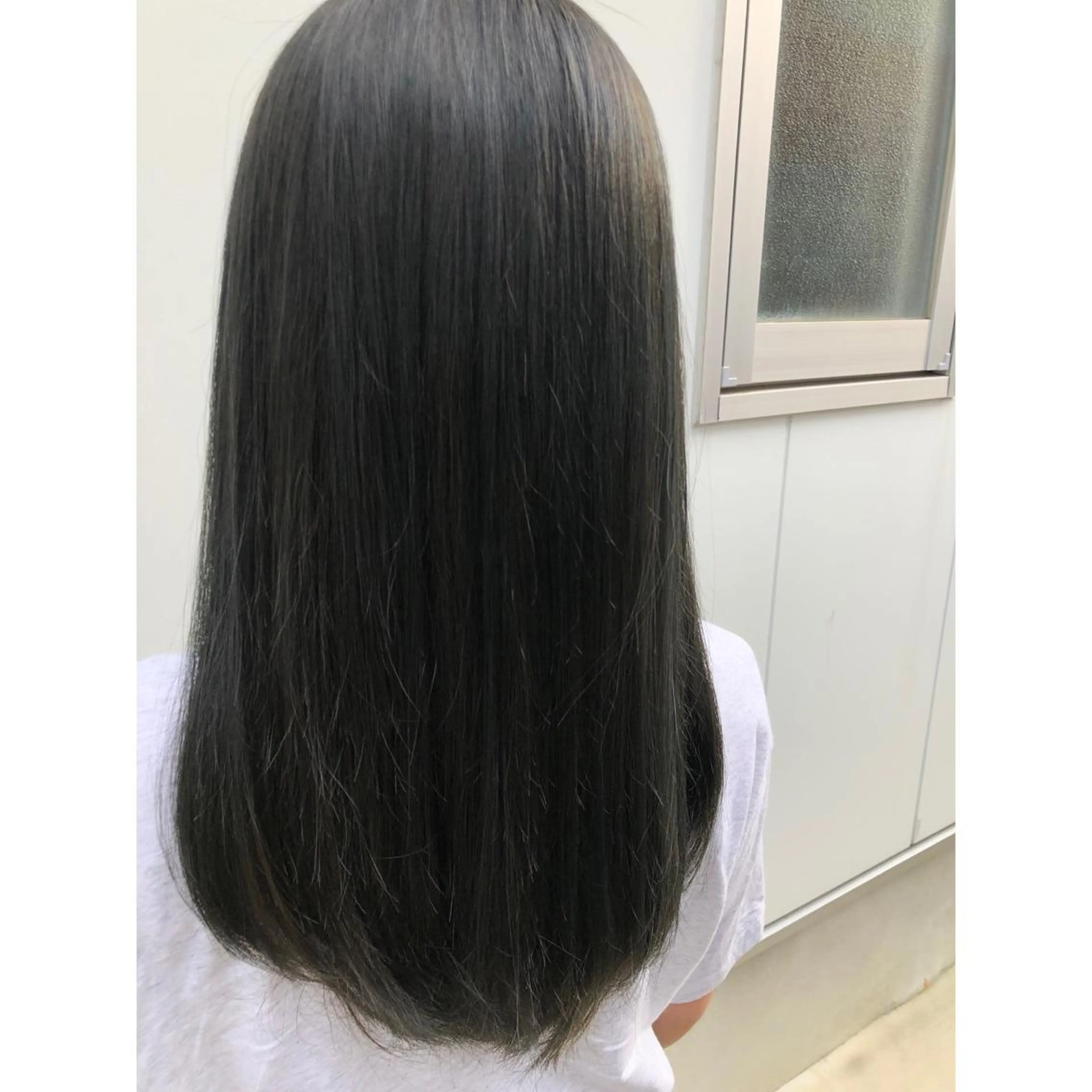 ロング カラー 外国人風カラー パーソナルカラー診断 できます　木曽　主博のヘアスタイル
