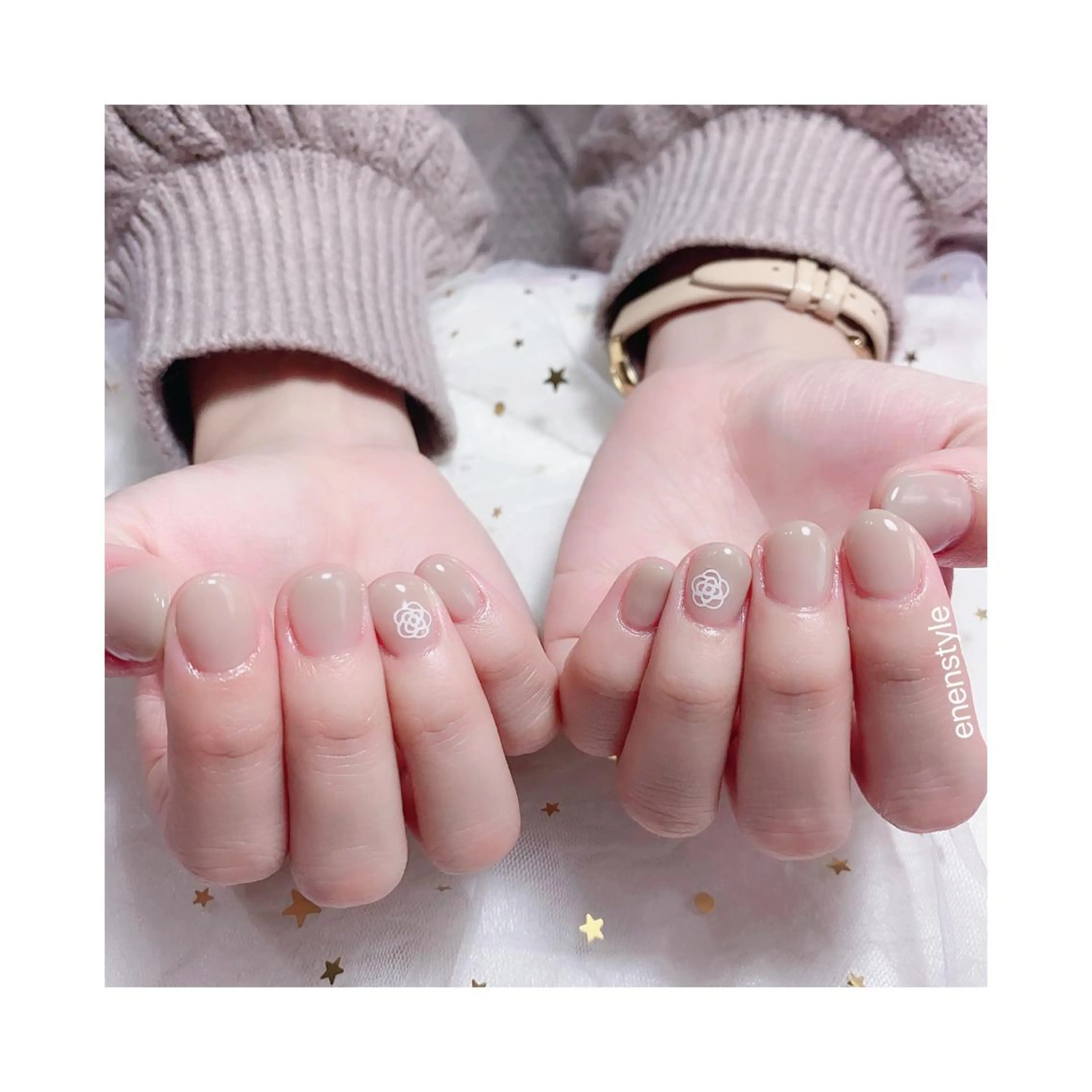ショート ネイル ジェルネイル ニュアンスネイル オフィスネイル ワンカラーネイル パラジェル 👑enen style👑のネイルデザイン