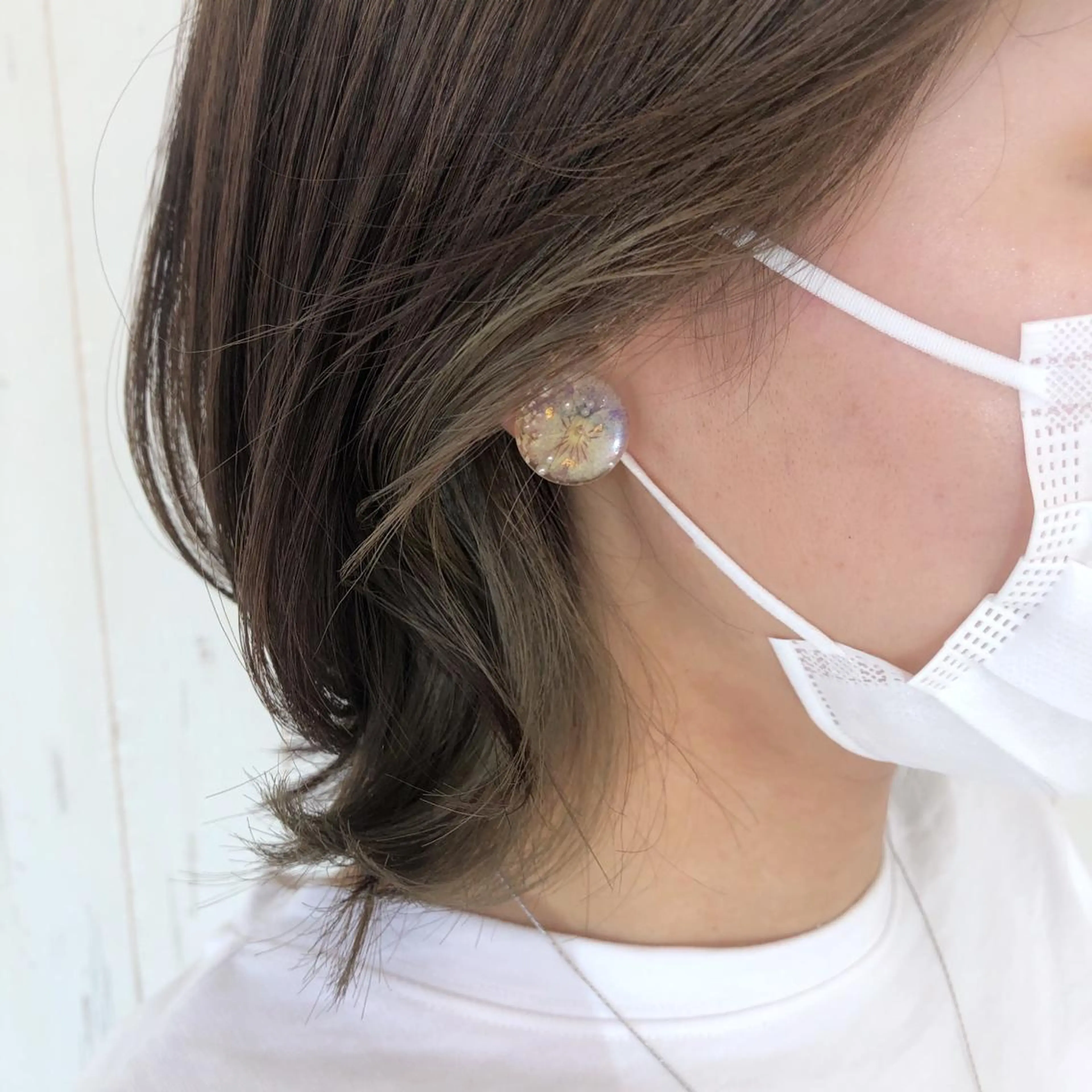 ミディアム カラー ヘアアレンジ ブリーチ イヤリングカラー カット ヘアカラー ボブ/透明感カラー 🤍永田真穂のヘアスタイル