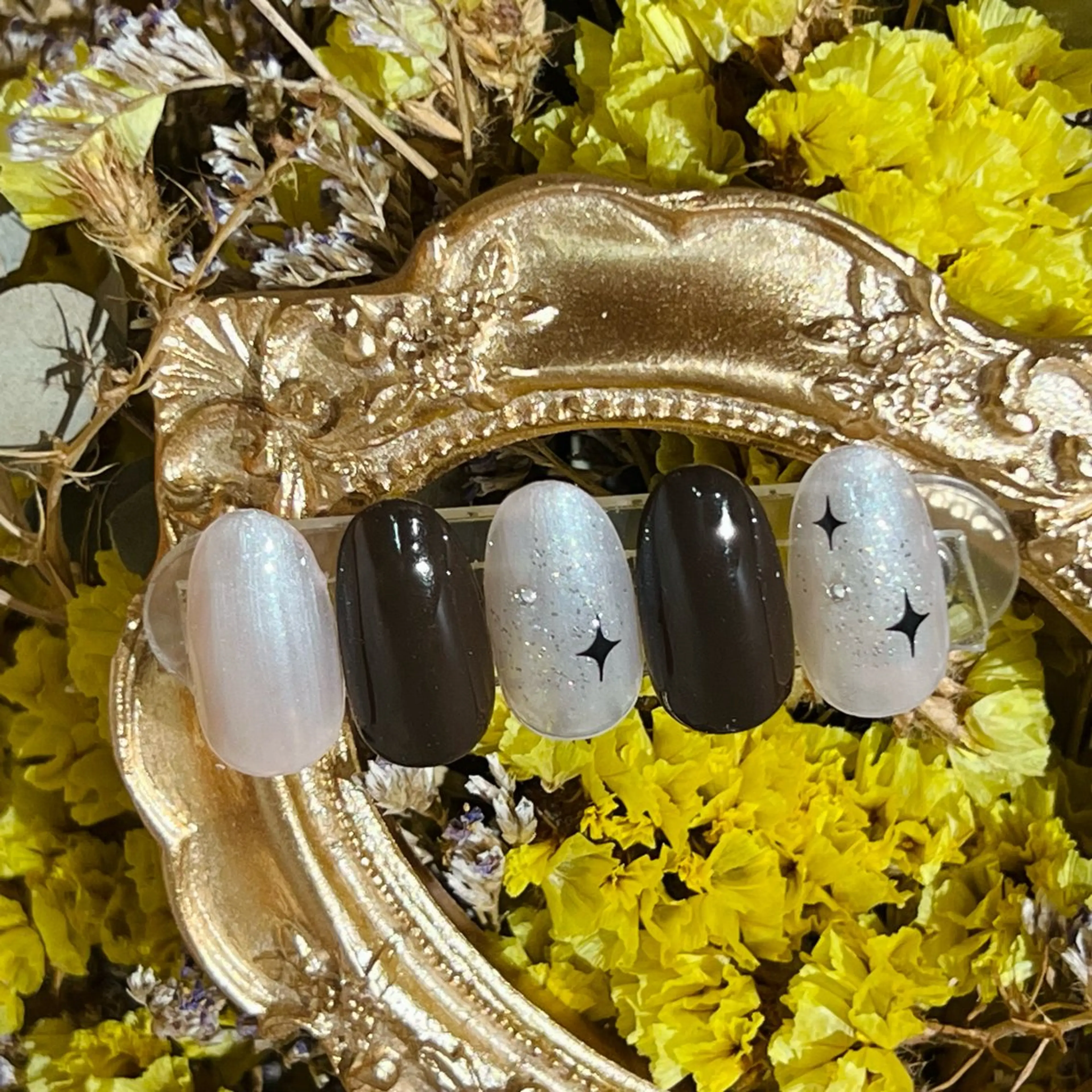 ネイル アートネイル フラッシュネイル フレンチネイル ジェルネイル ガラスフレンチ ハンドネイル You&Me Yukiのネイルデザイン