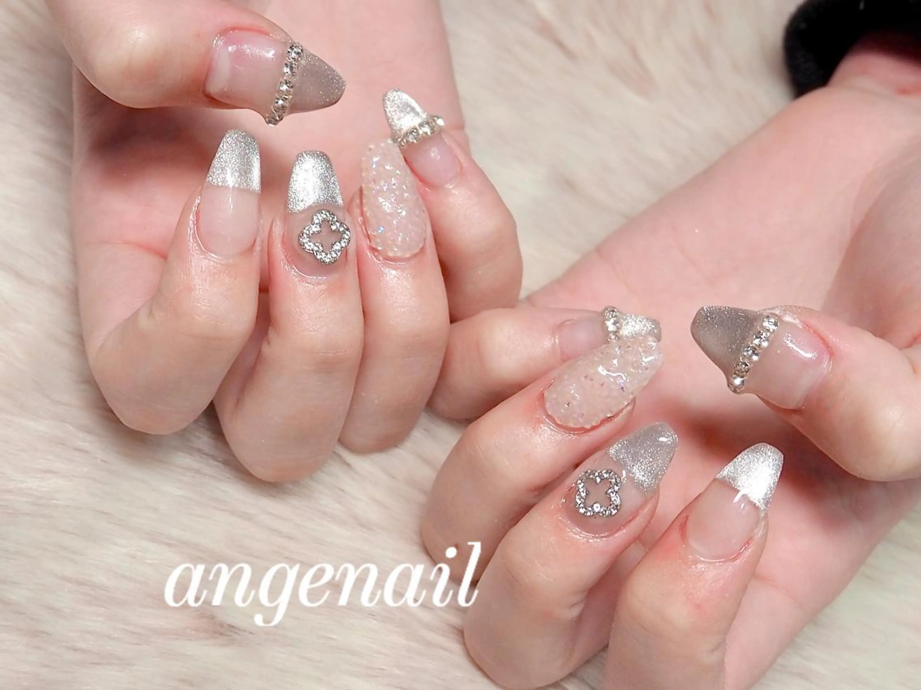 ネイル ハンドネイル オーナーネイリスト MAKIのネイルデザイン