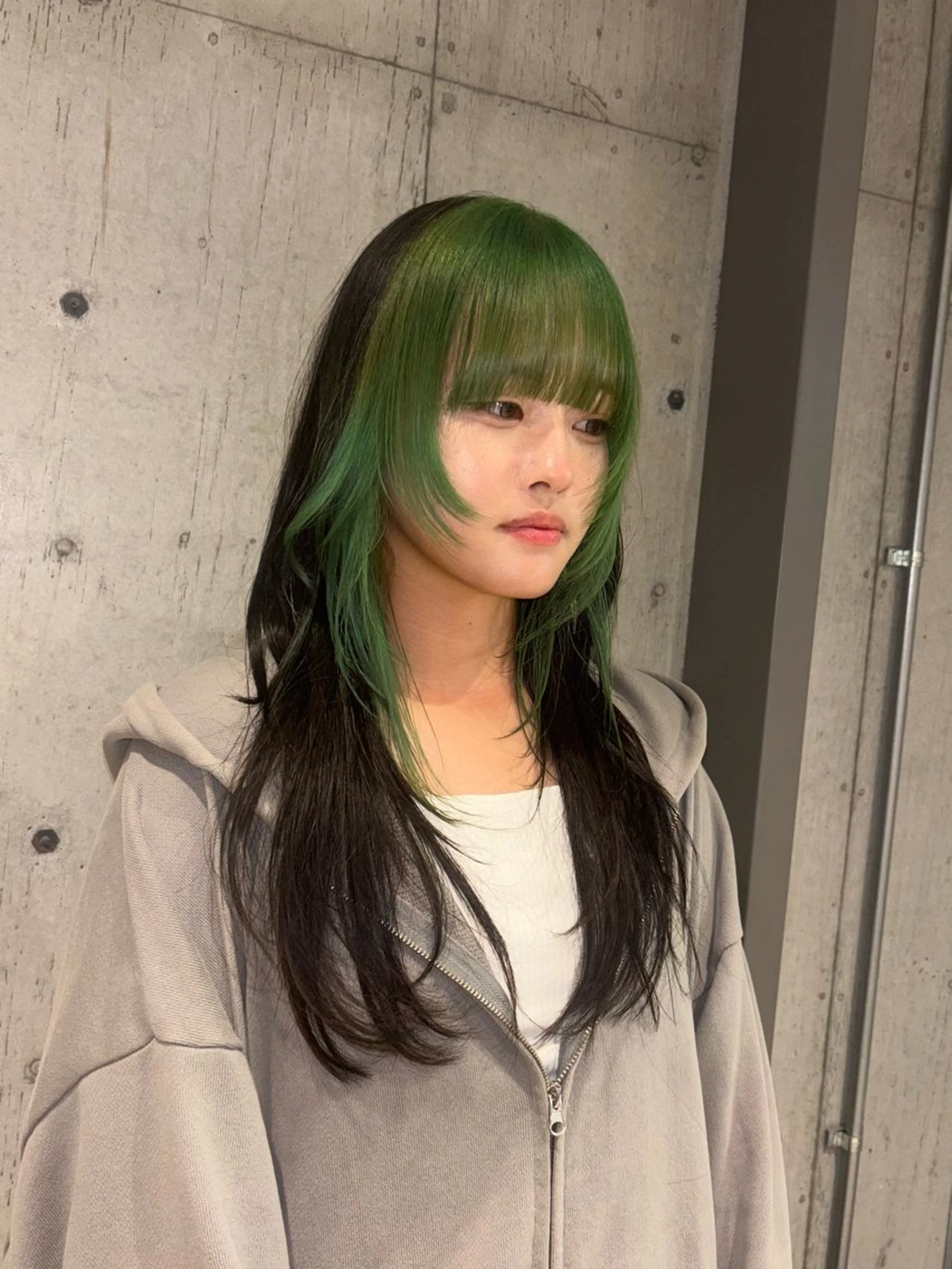 ロング カラー ヘアカラー トリートメント 🍎ツヤ透明感 ハイトーン🍎リオのヘアスタイル