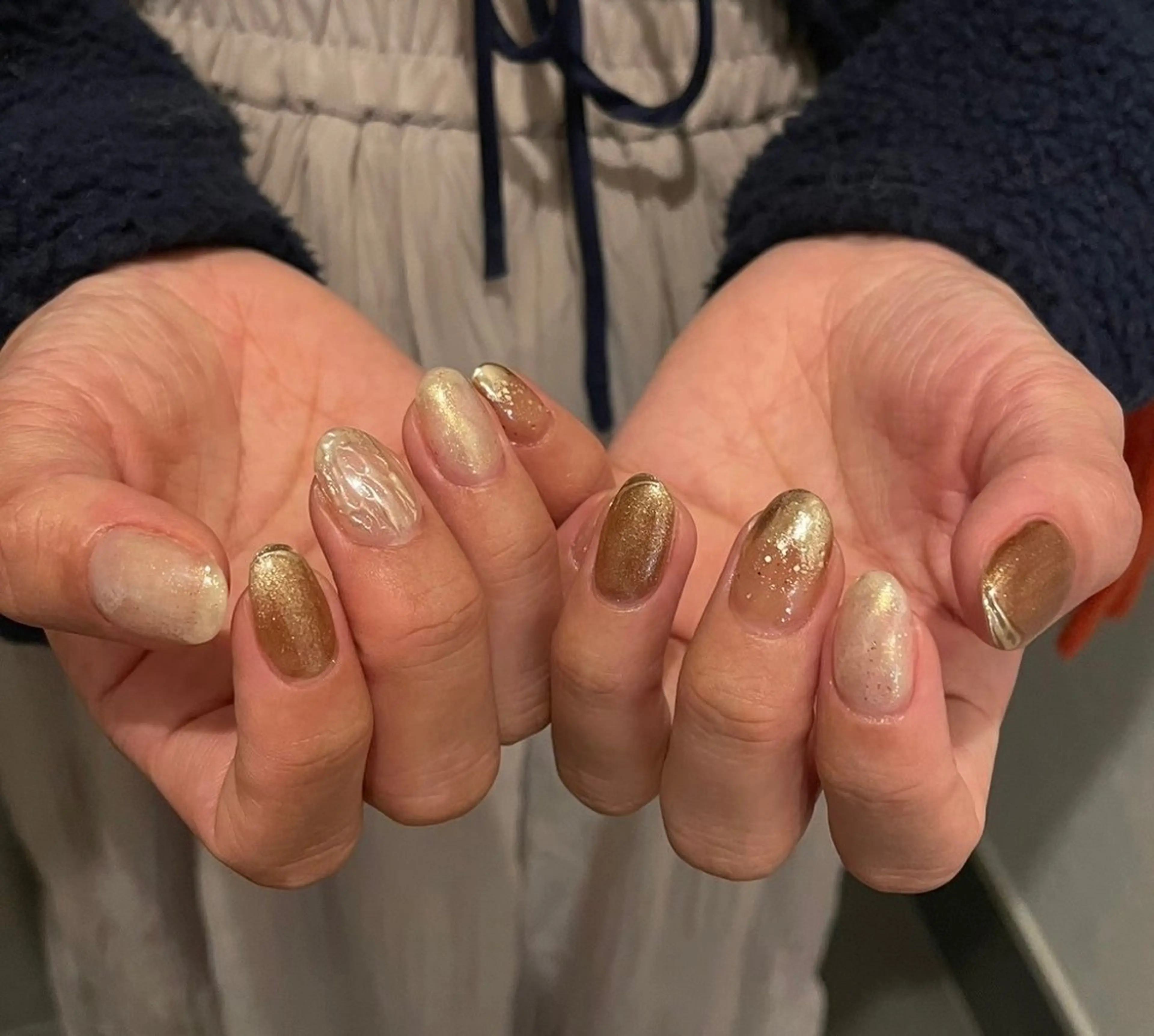 ネイル ブラウン ゴールド May. by Charmeのネイルデザイン