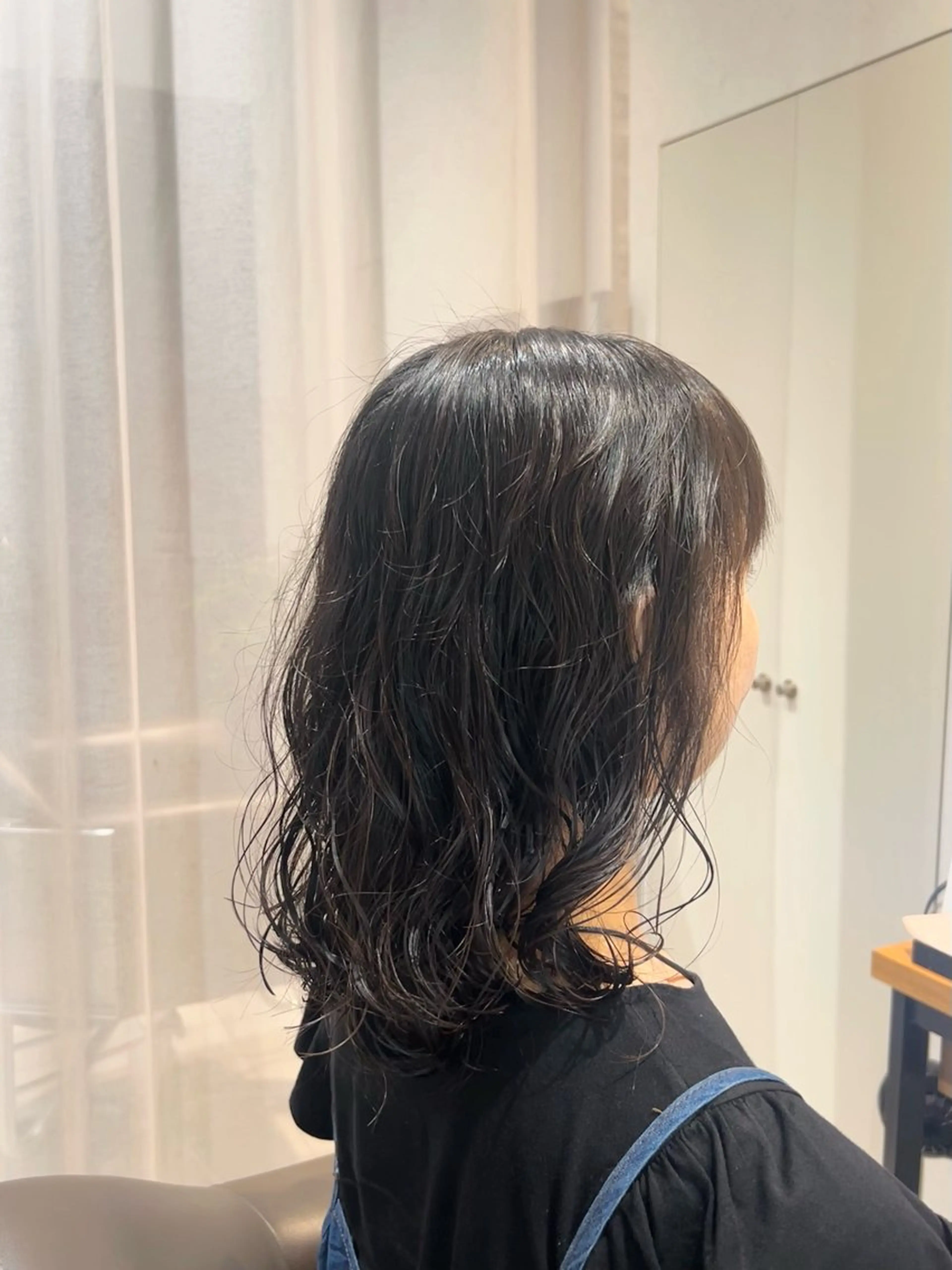 ミディアム パーマ ミディアムパーマ スパイラルパーマ カット パーマ 保坂 駿太郎のヘアスタイル