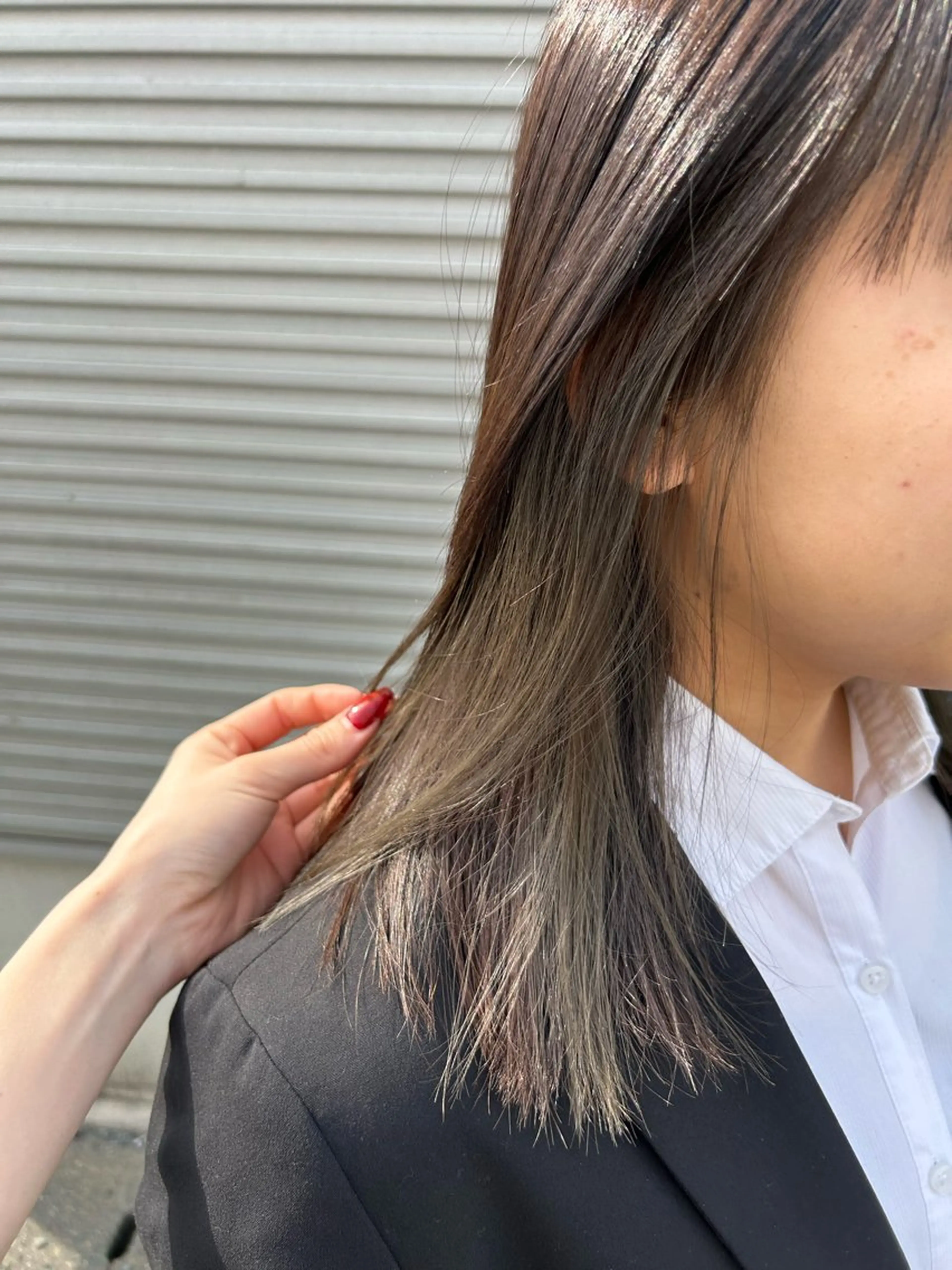 ミディアム カラー 💙ルル💙 ハイトーン/レイヤーのヘアスタイル