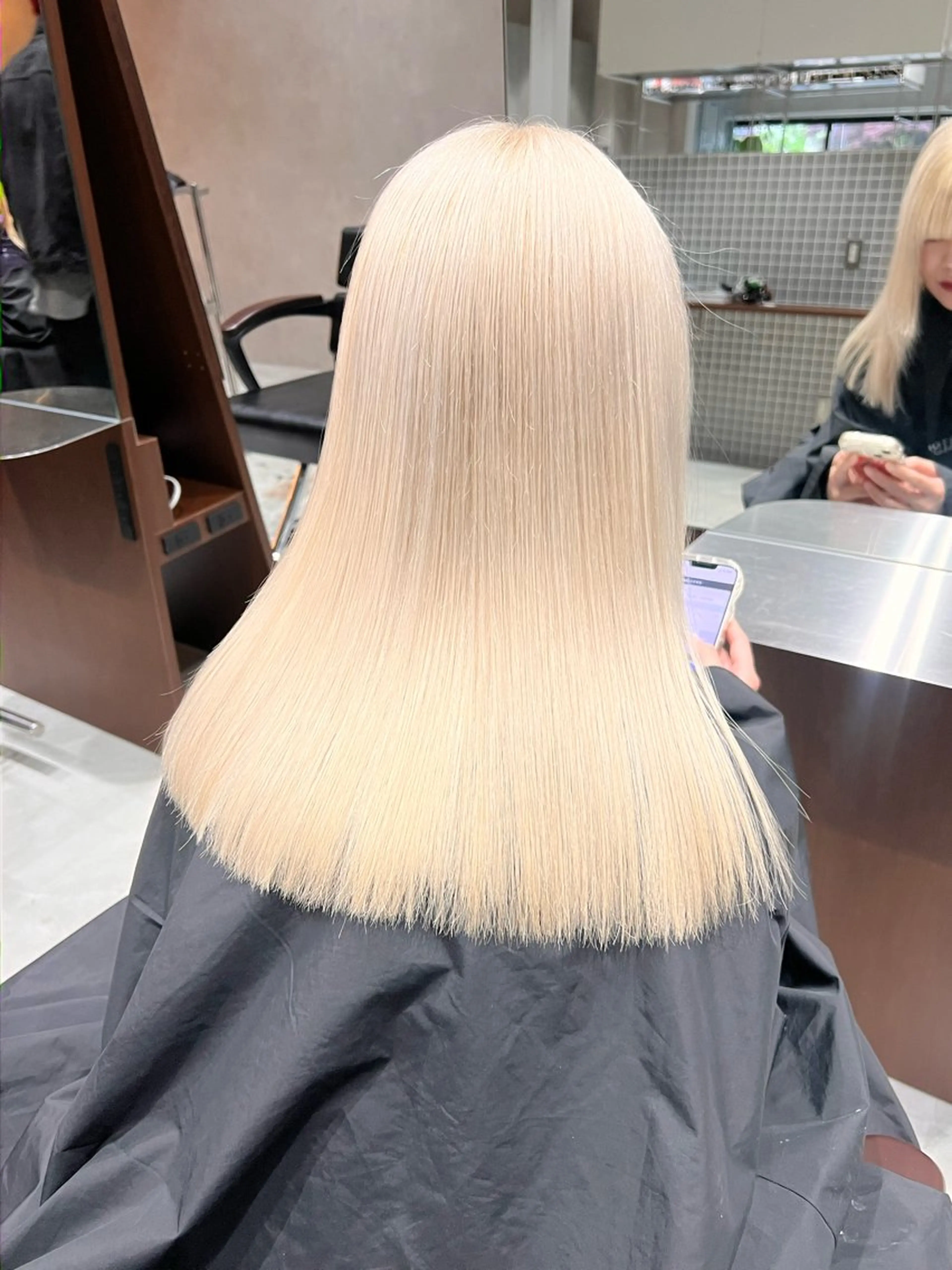 カラー 🖤複雑履歴ブリーチ Mizuki 🖤のヘアスタイル