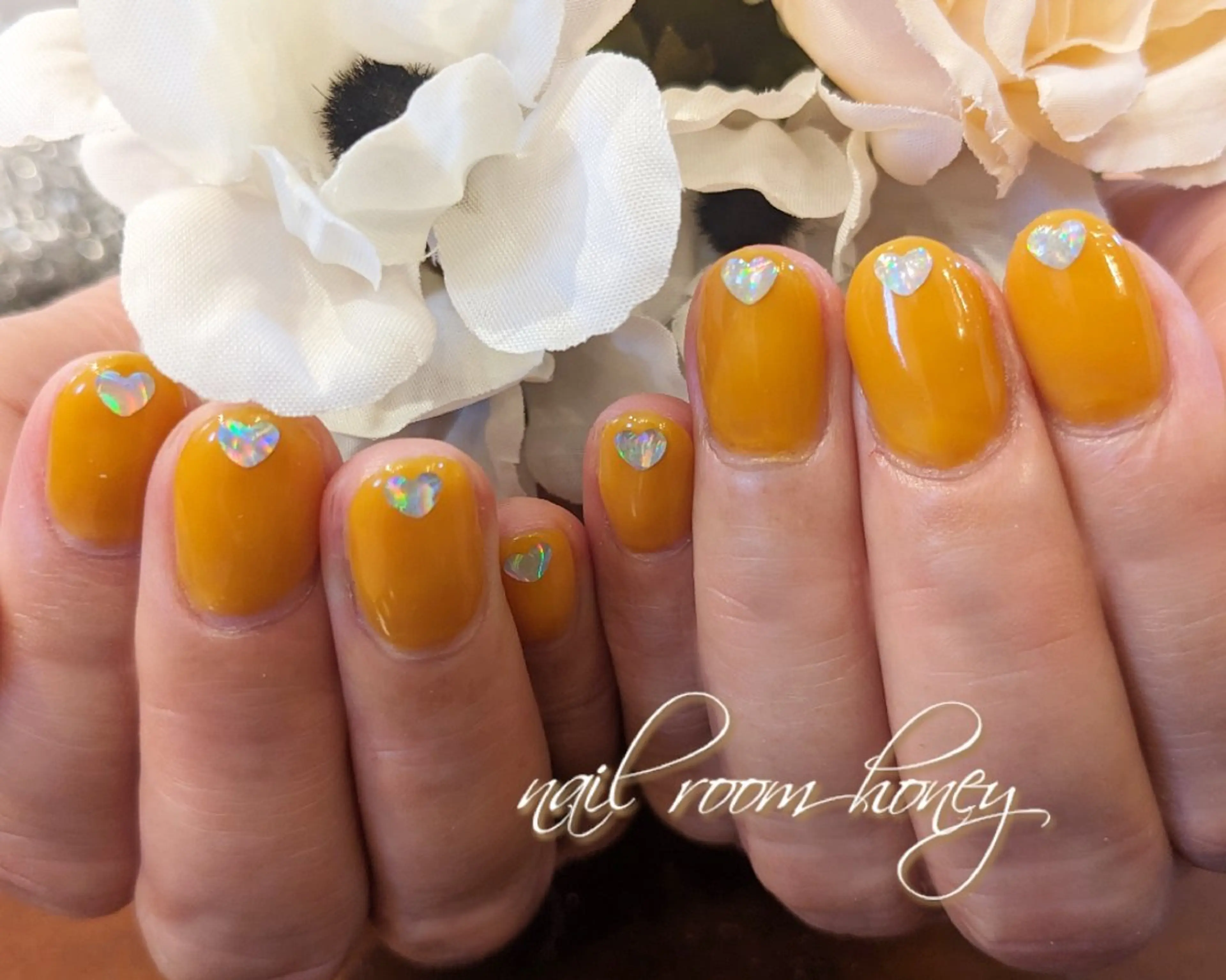 ネイル ハート ホログラムネイル ラメ(グリッター) シンプルネイル nail room  honeyのネイルデザイン