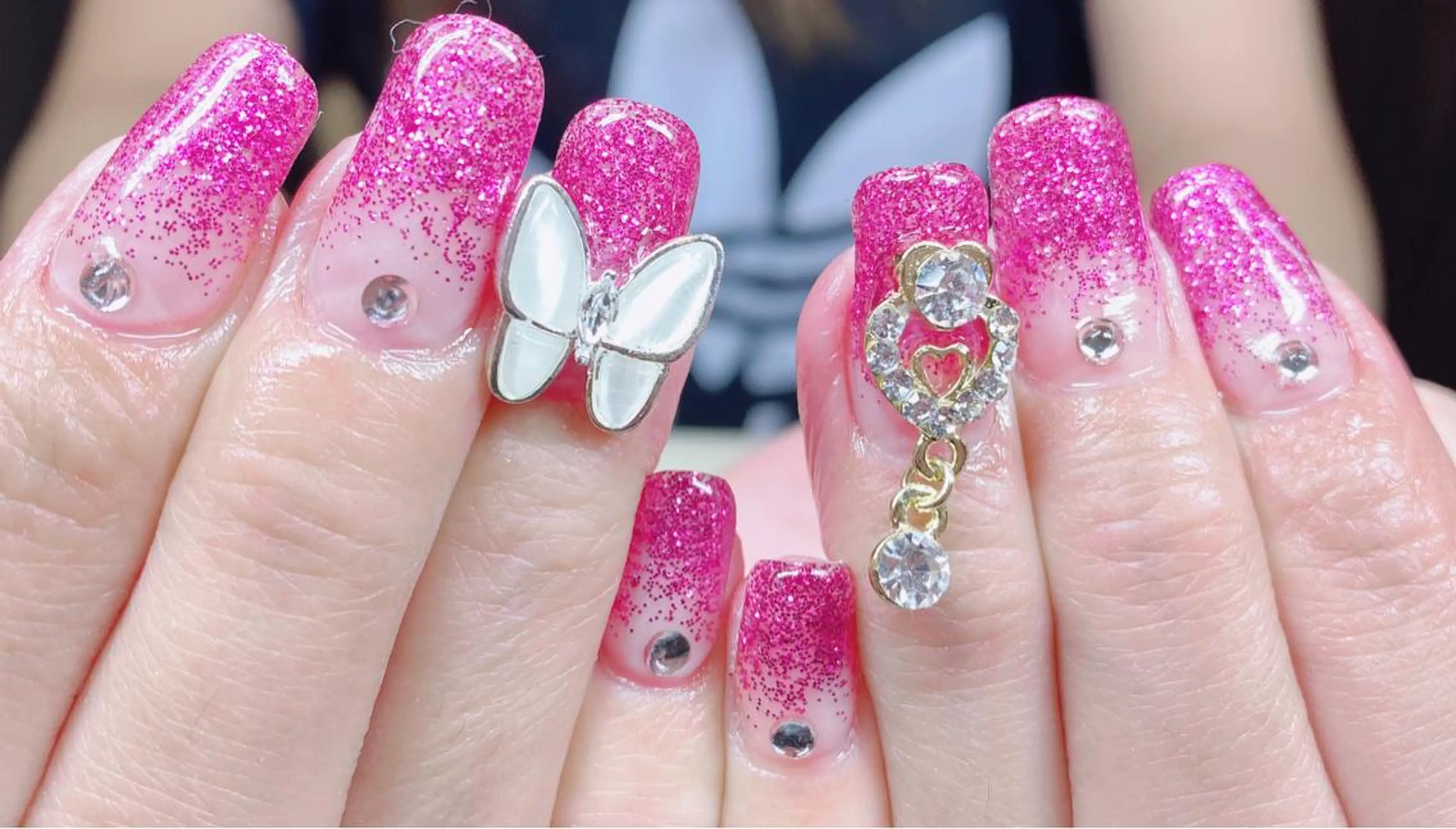 ネイル ニュアンスネイル🌈 MYU Nailsのネイルデザイン