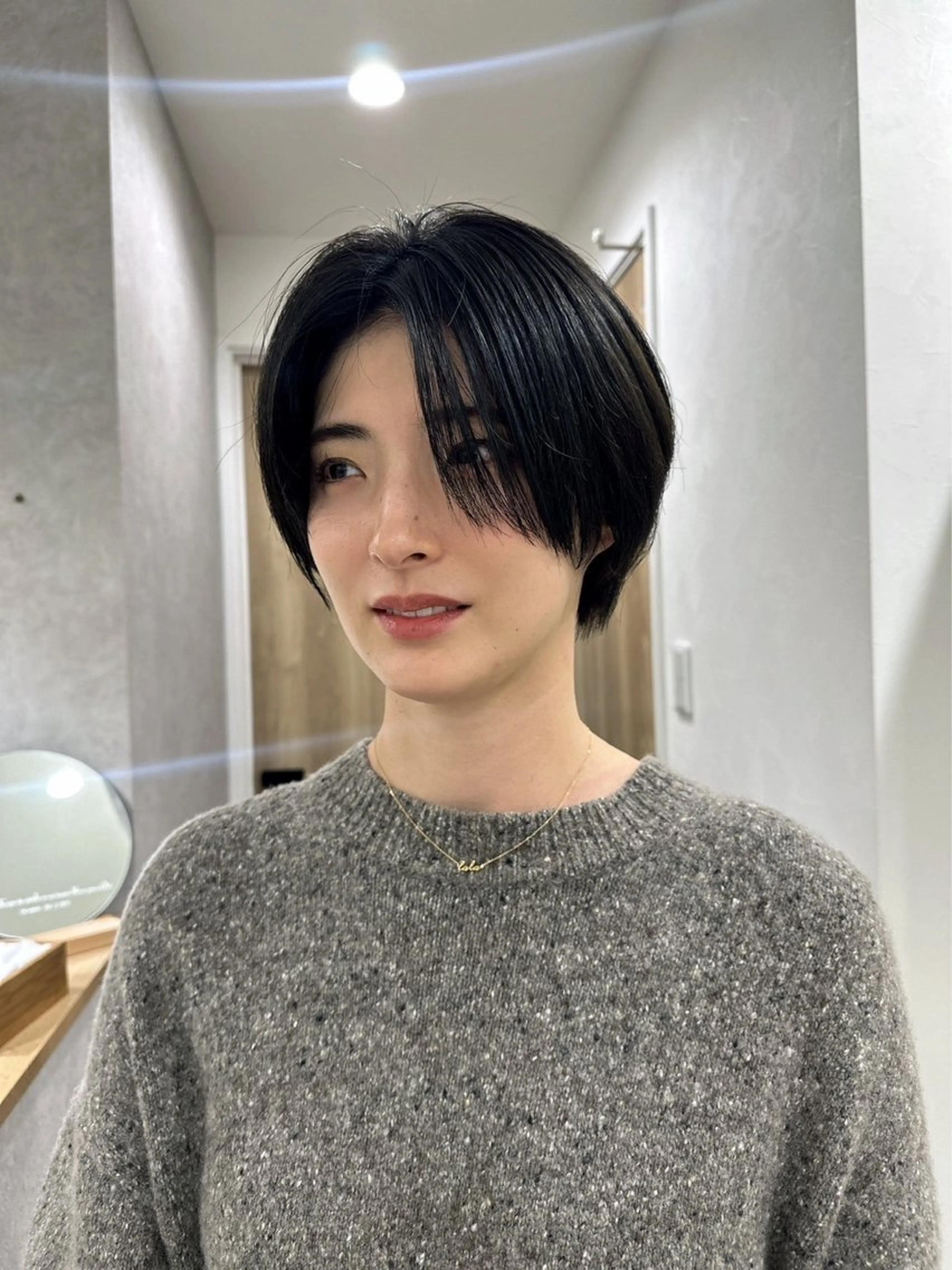ショート カラー anon Loemのヘアスタイル