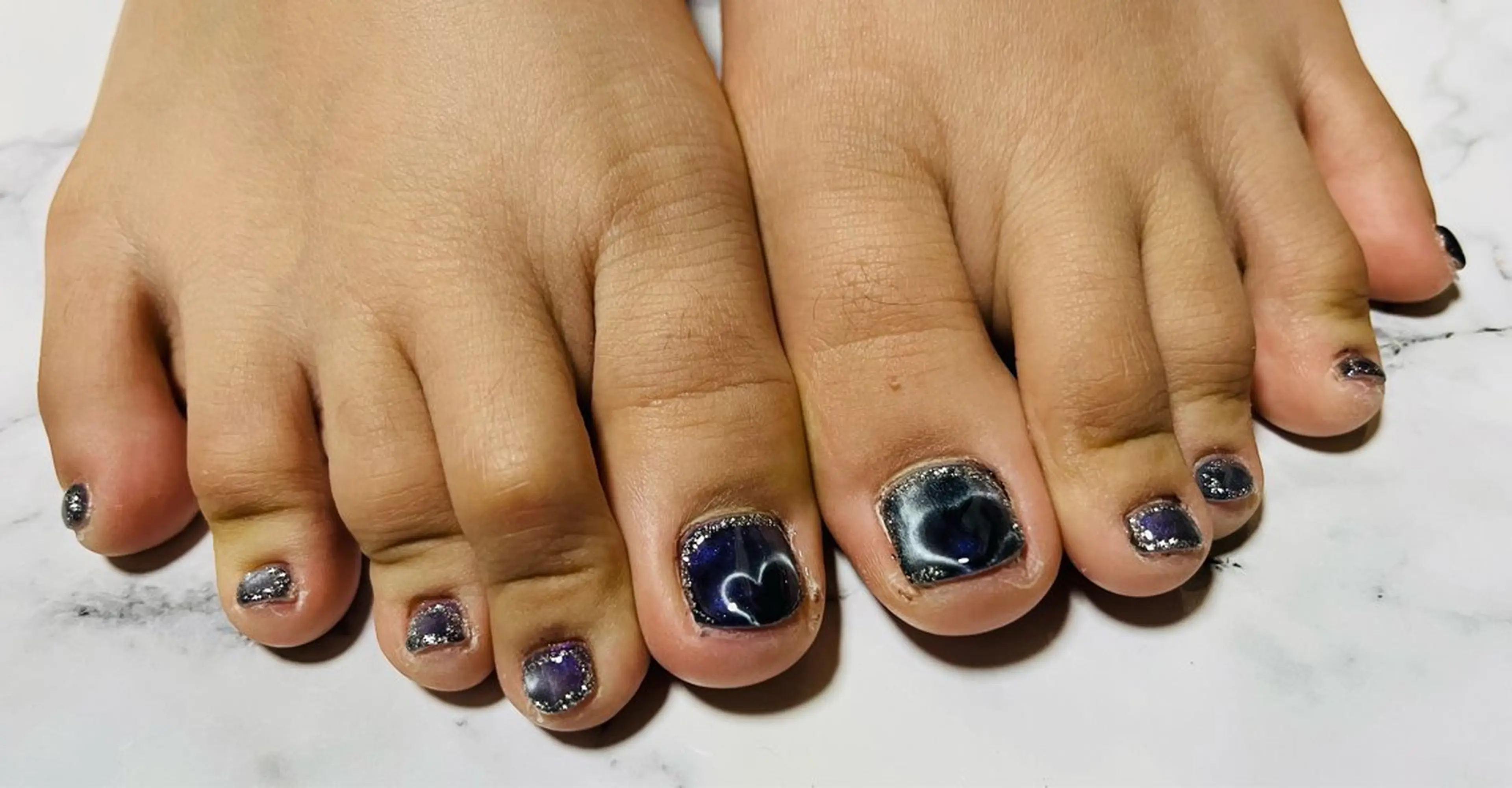 ネイル ラメ(グリッター) マグネットネイル フットネイル Nail ecxia ／Reikaのネイルデザイン