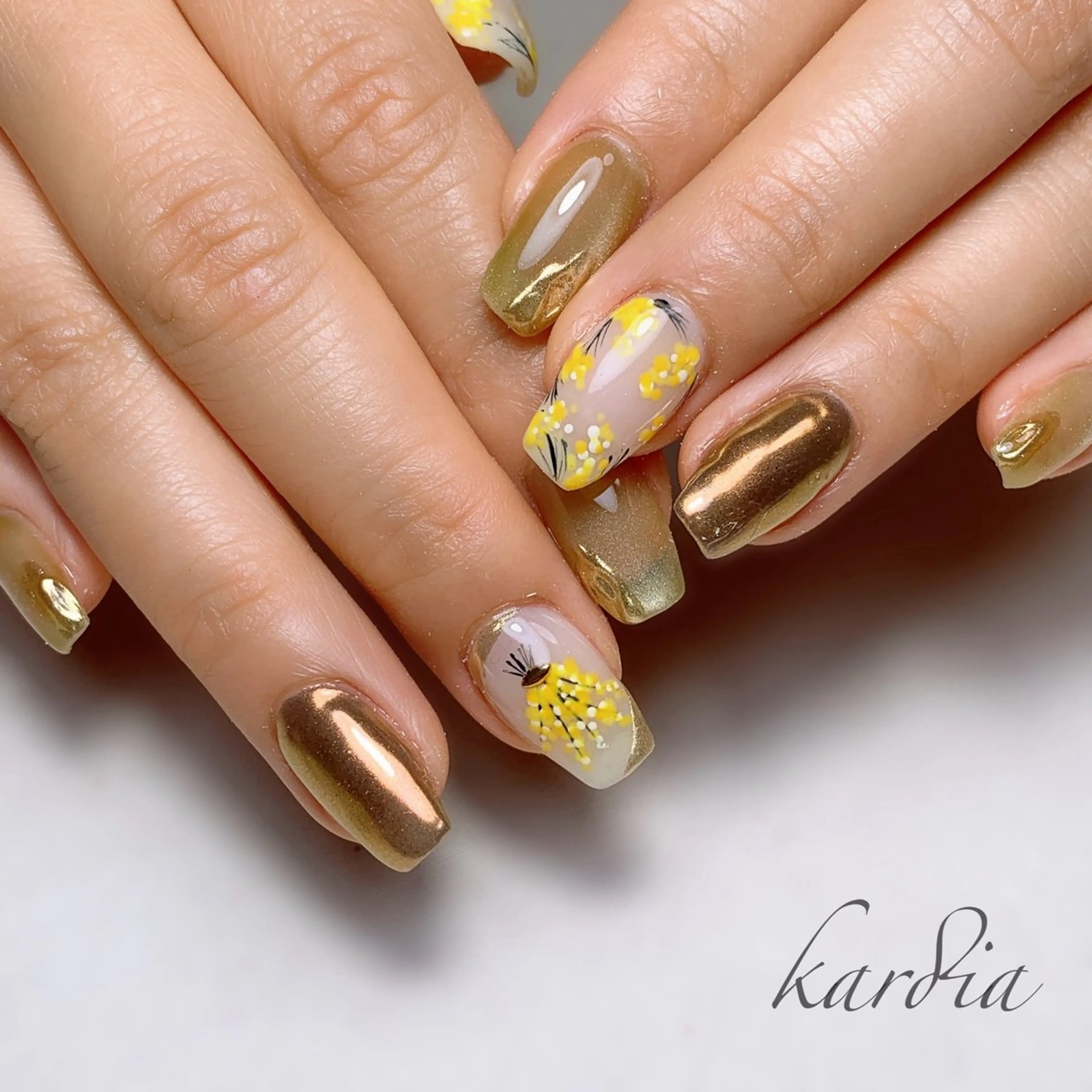 ネイル καρδιά -ｶﾙﾃﾞｨｱ-のネイルデザイン