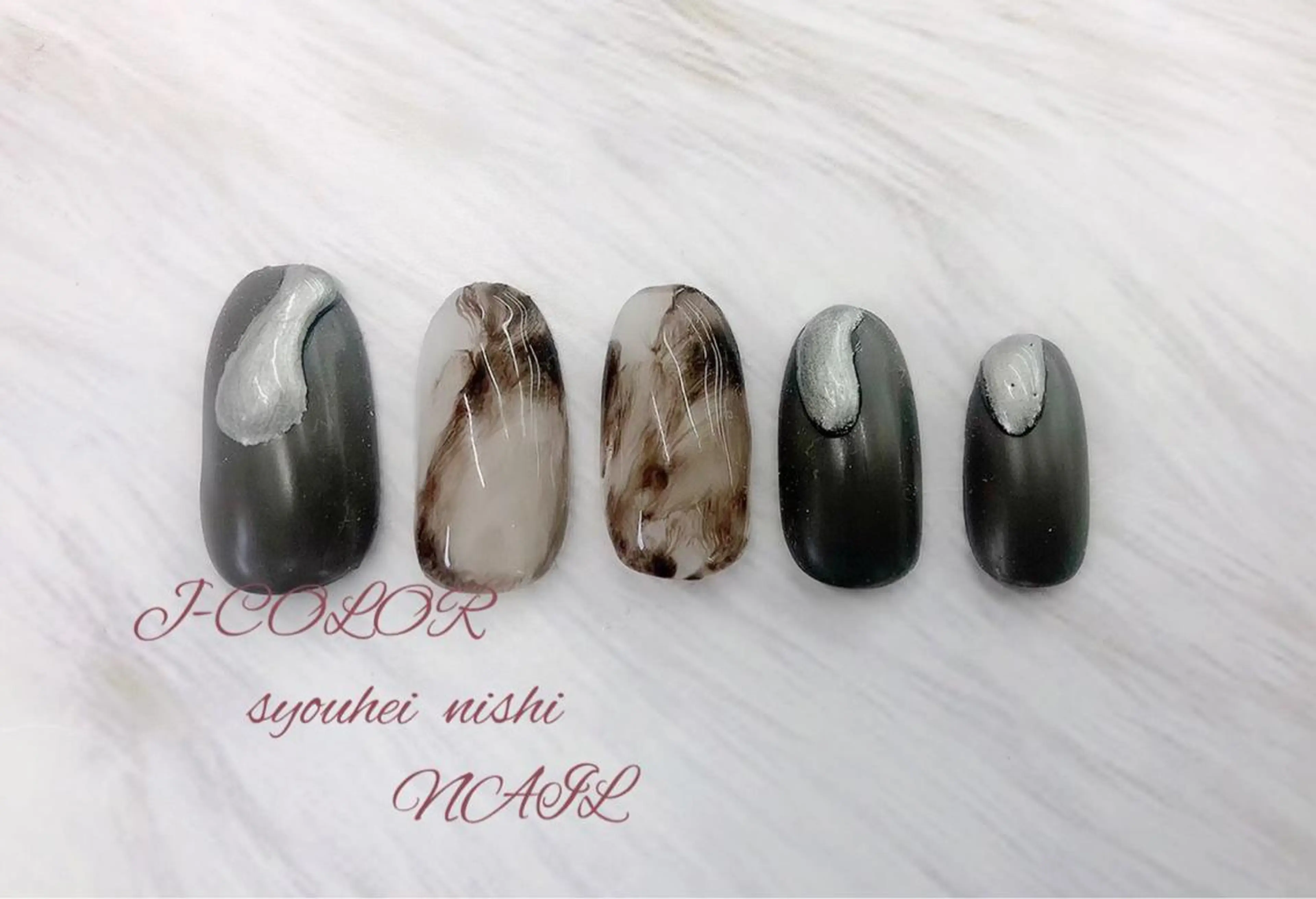 ネイル 成瀬 妃生路のヘアスタイル