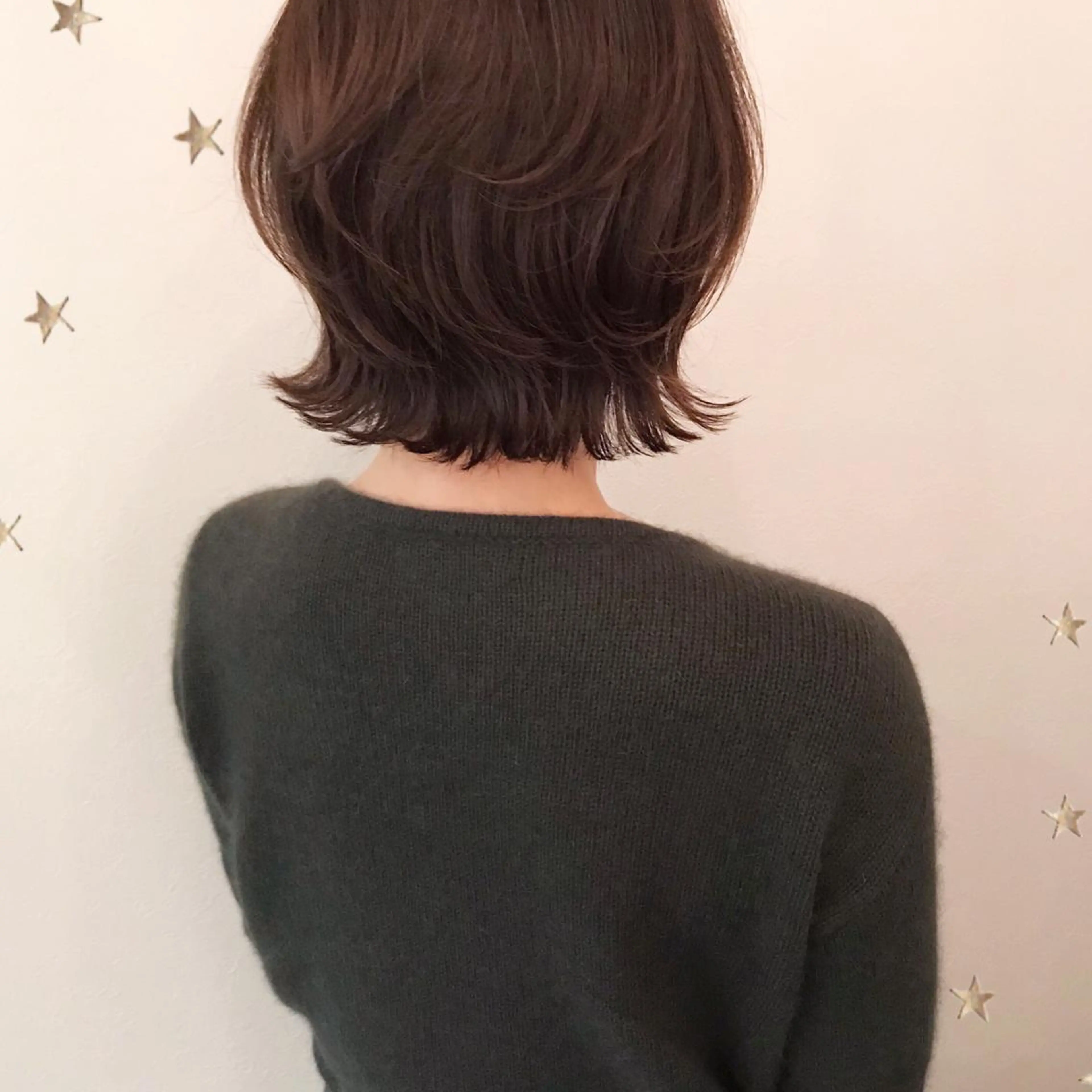 ミディアム 市川 千夏のヘアスタイル