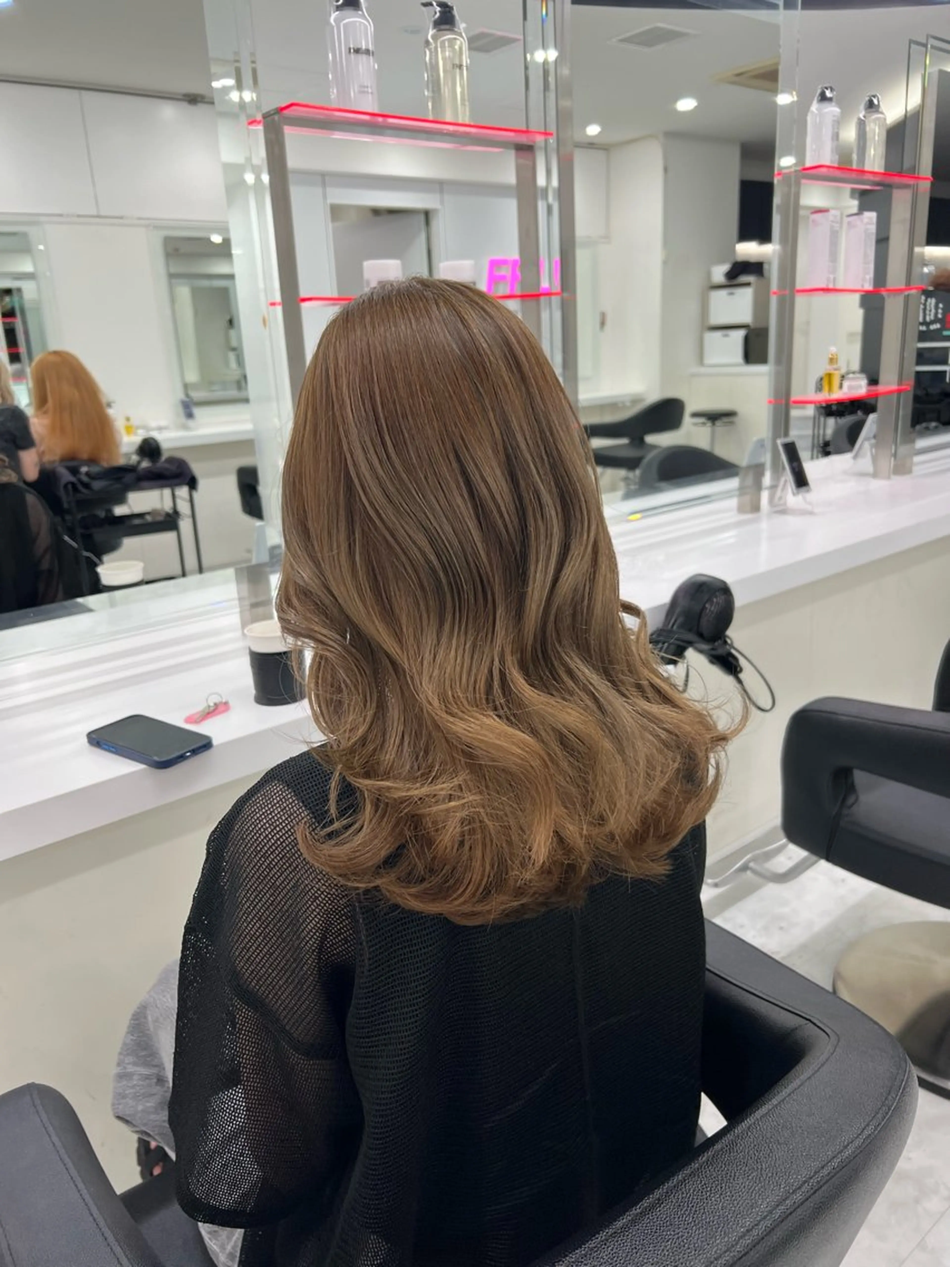 ロング カラー 透明感カラー🫧 レイヤーカットのヘアスタイル