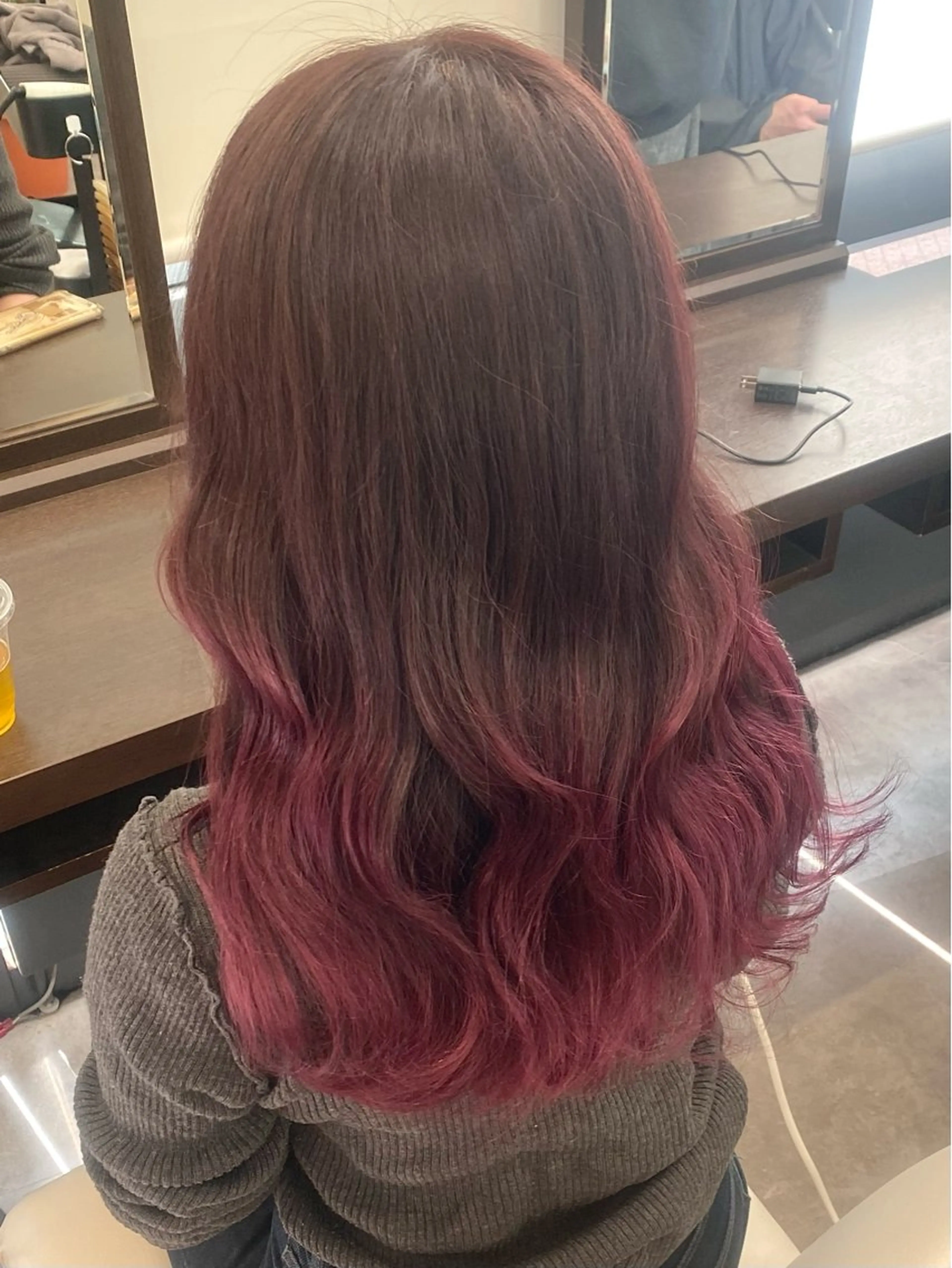 カラー ブリーチ グラデーションカラー ピンクカラー ヘアカラー 透明感カラー/髪質 改善🎀suzukaのヘアスタイル