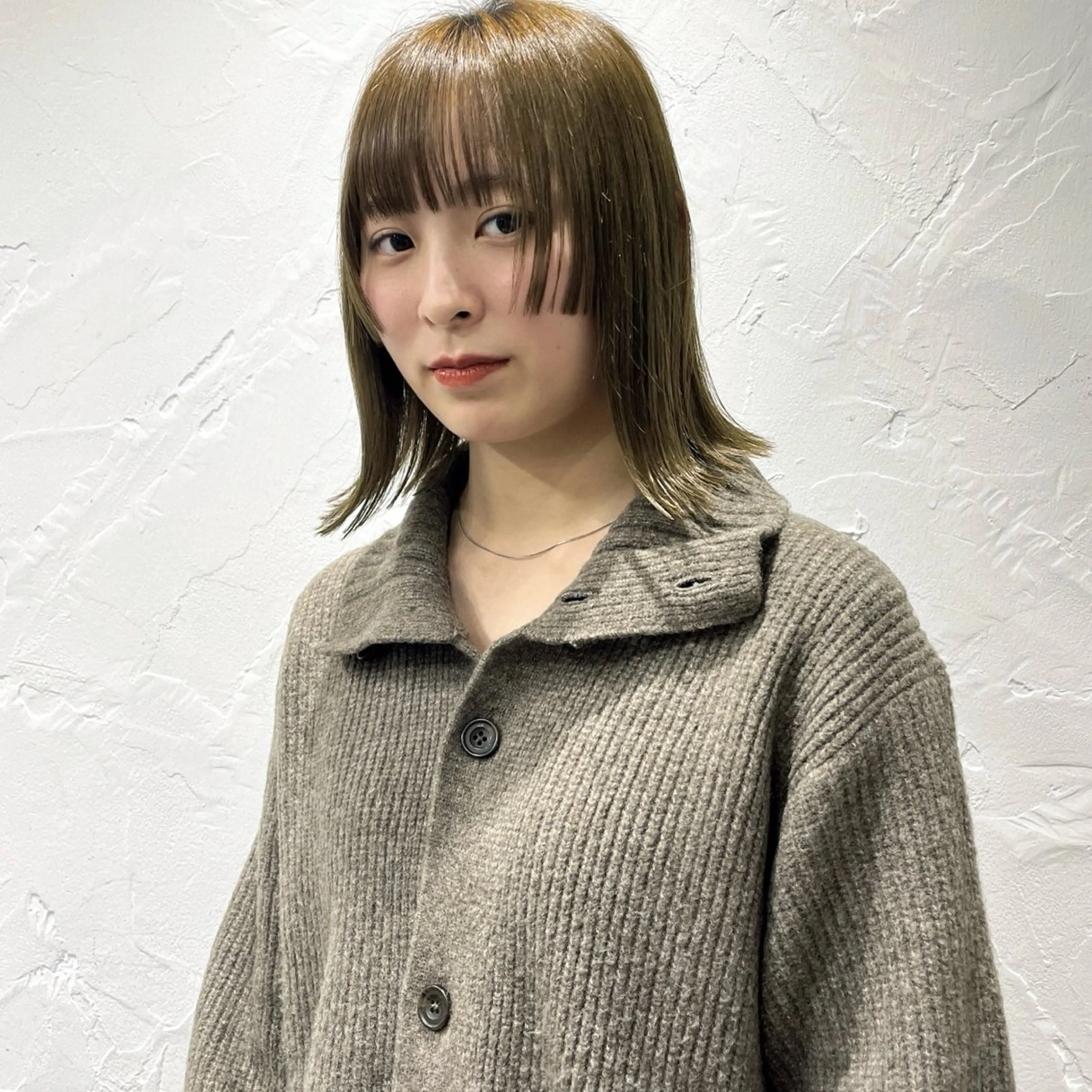 ミディアム 無料カットモデル ユナのヘアスタイル