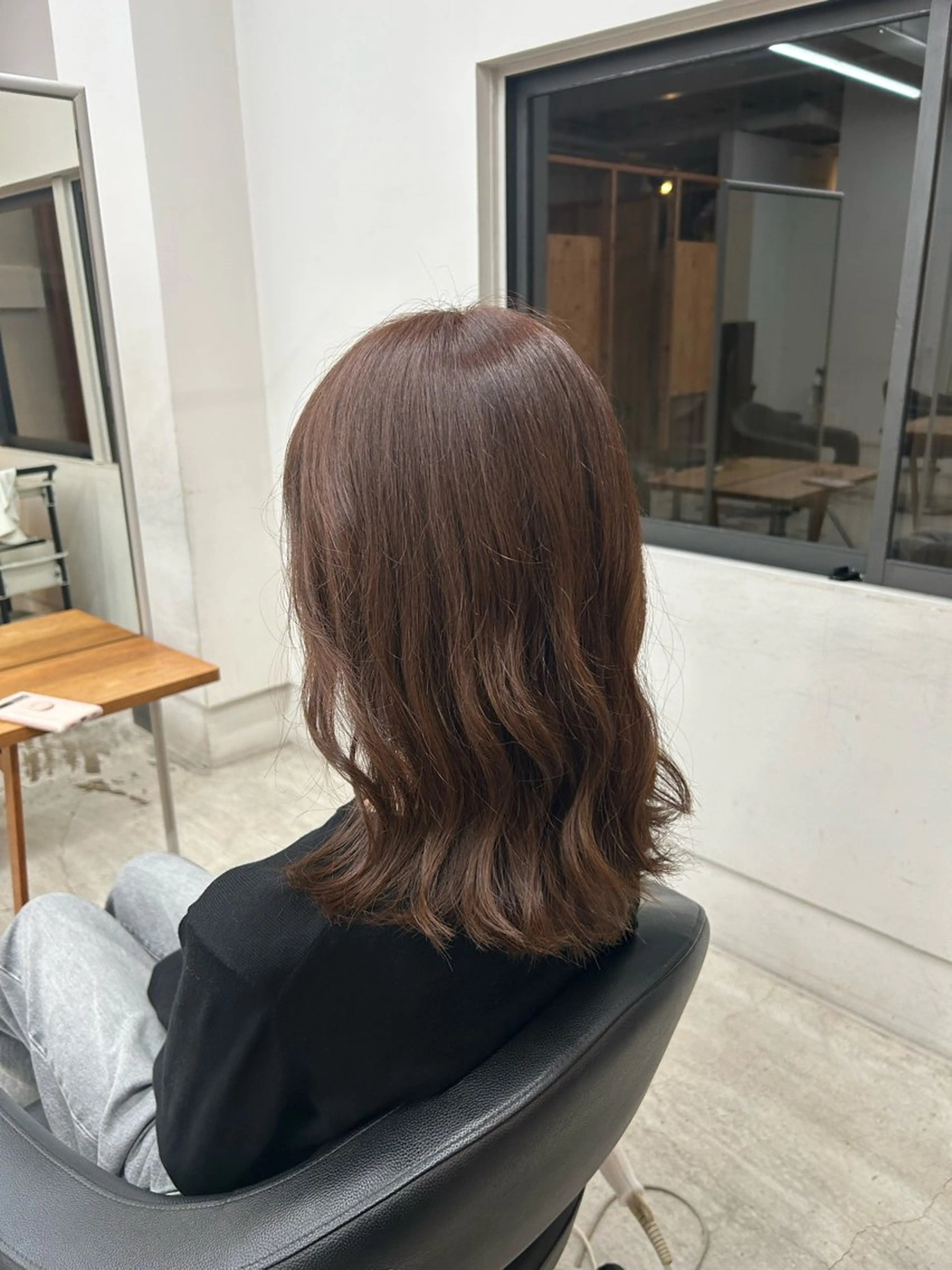 カラー アベ コハルのヘアスタイル