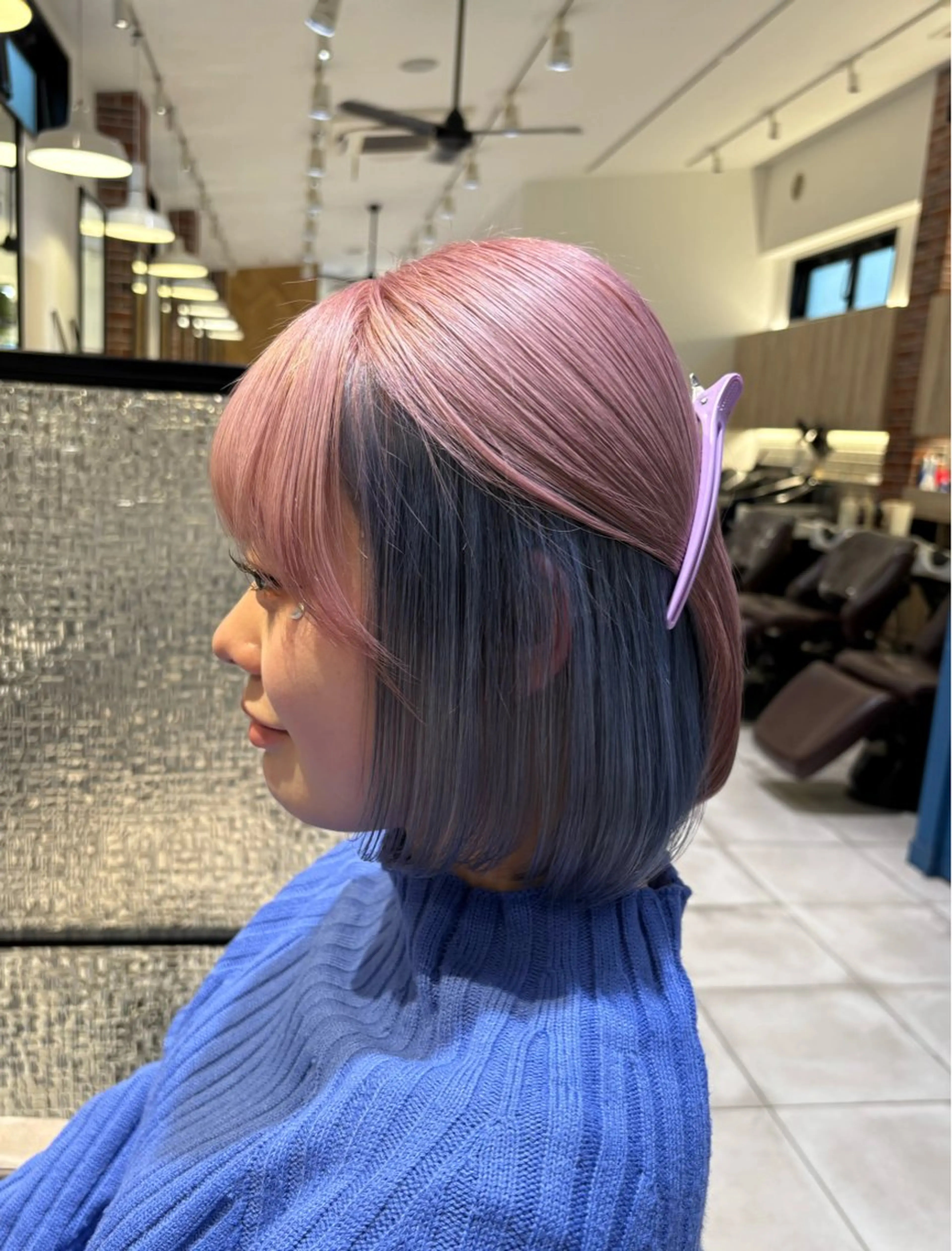 ミディアム カラー ヘアカラー 吉原葵/ハイトーン /インナーカラーのヘアスタイル