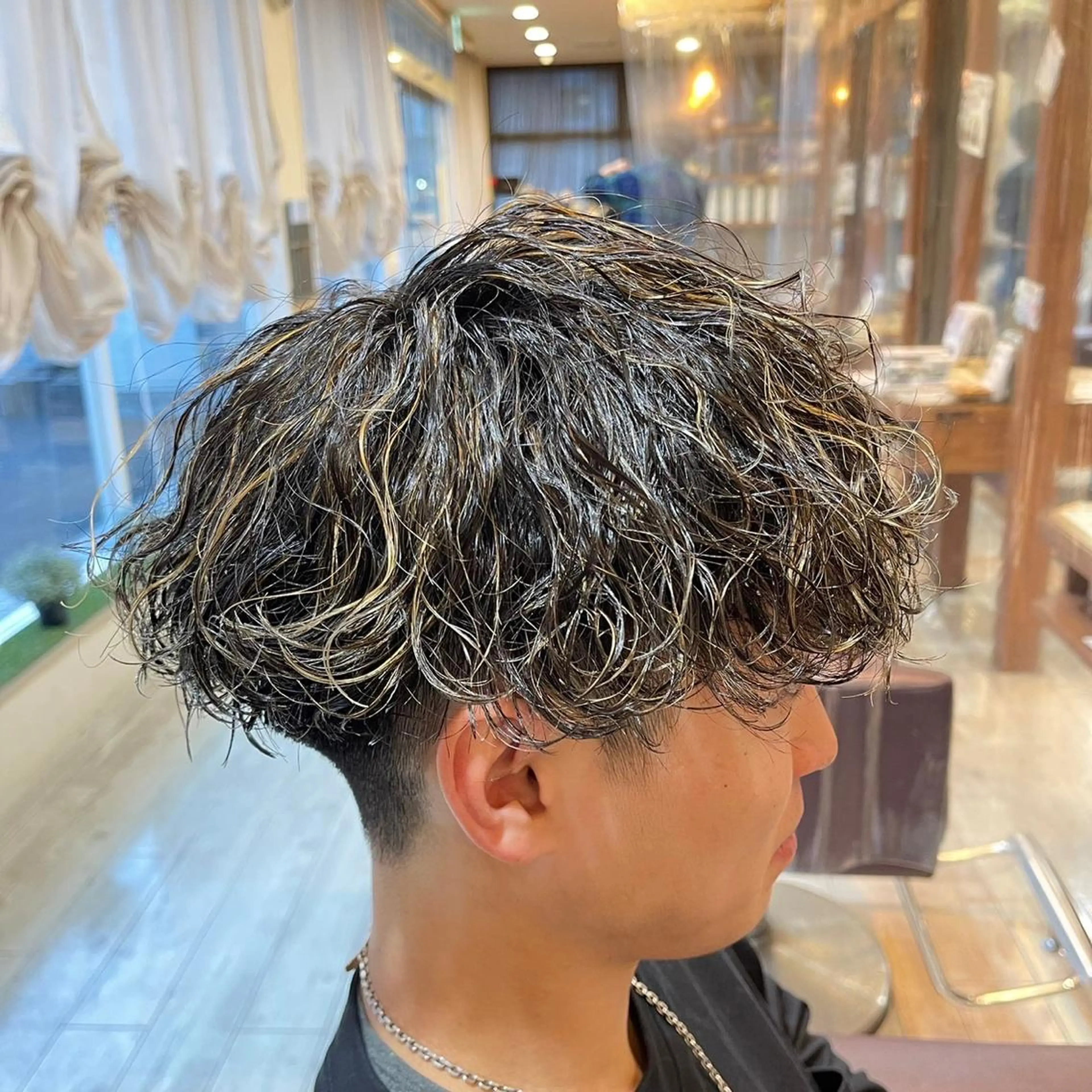 カラー パーマ メンズ 樽川翔/フェザーパー マ/シャドウパーマのヘアスタイル