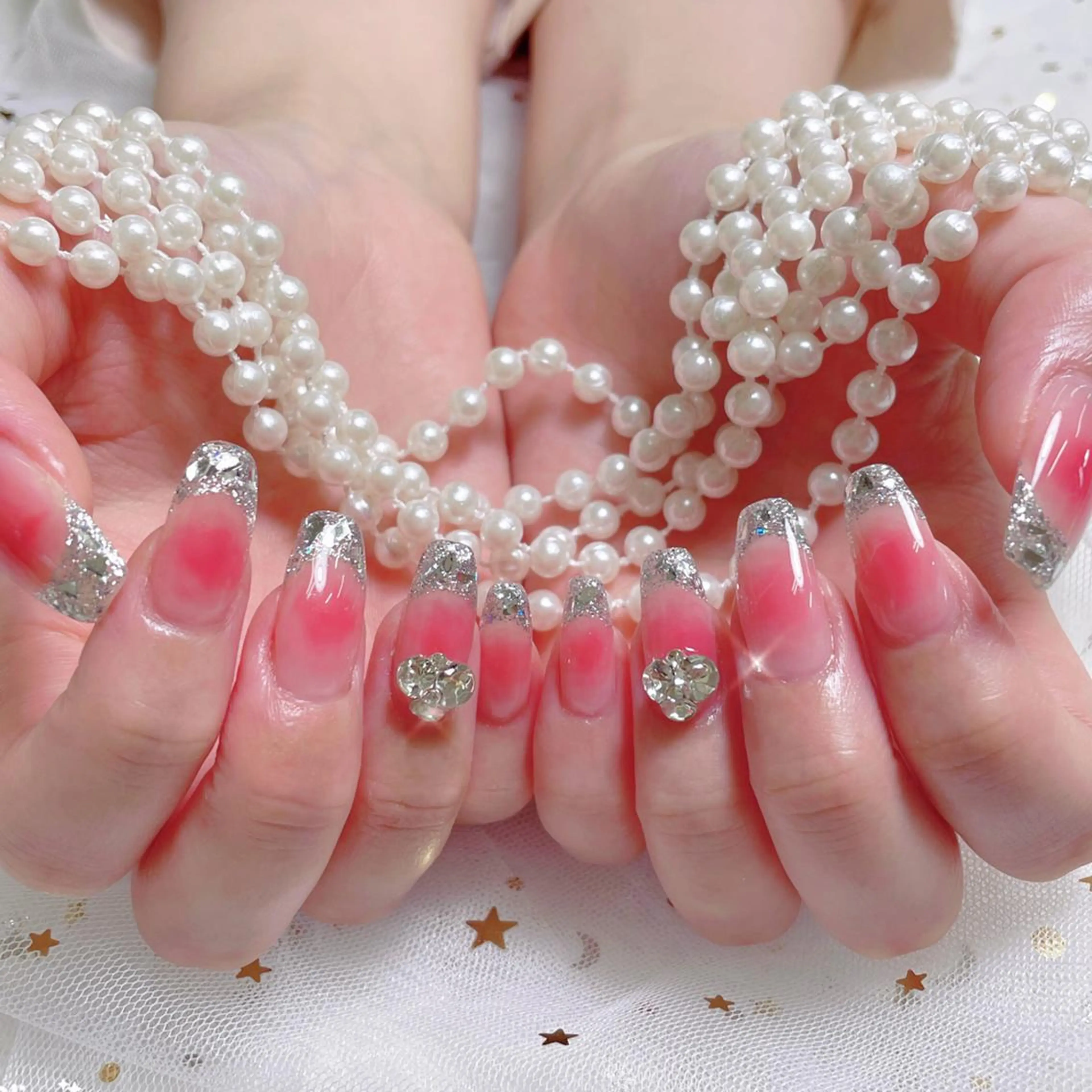 ネイル 🎀まゆ 🪽🐾のネイルデザイン