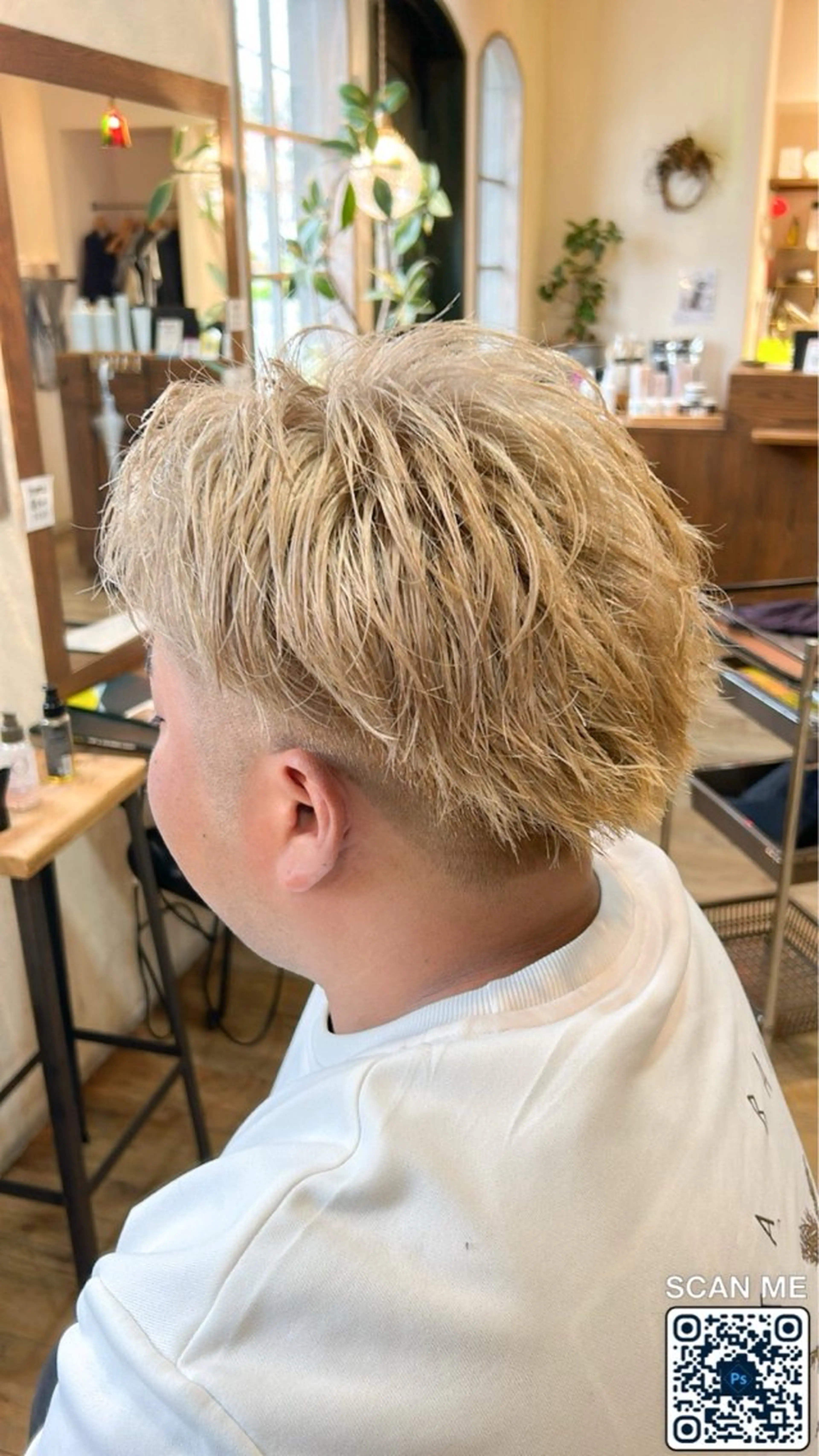 カラー メンズ メンズハイトーン ハイトーンカラー 眞鍋 祐人のヘアスタイル