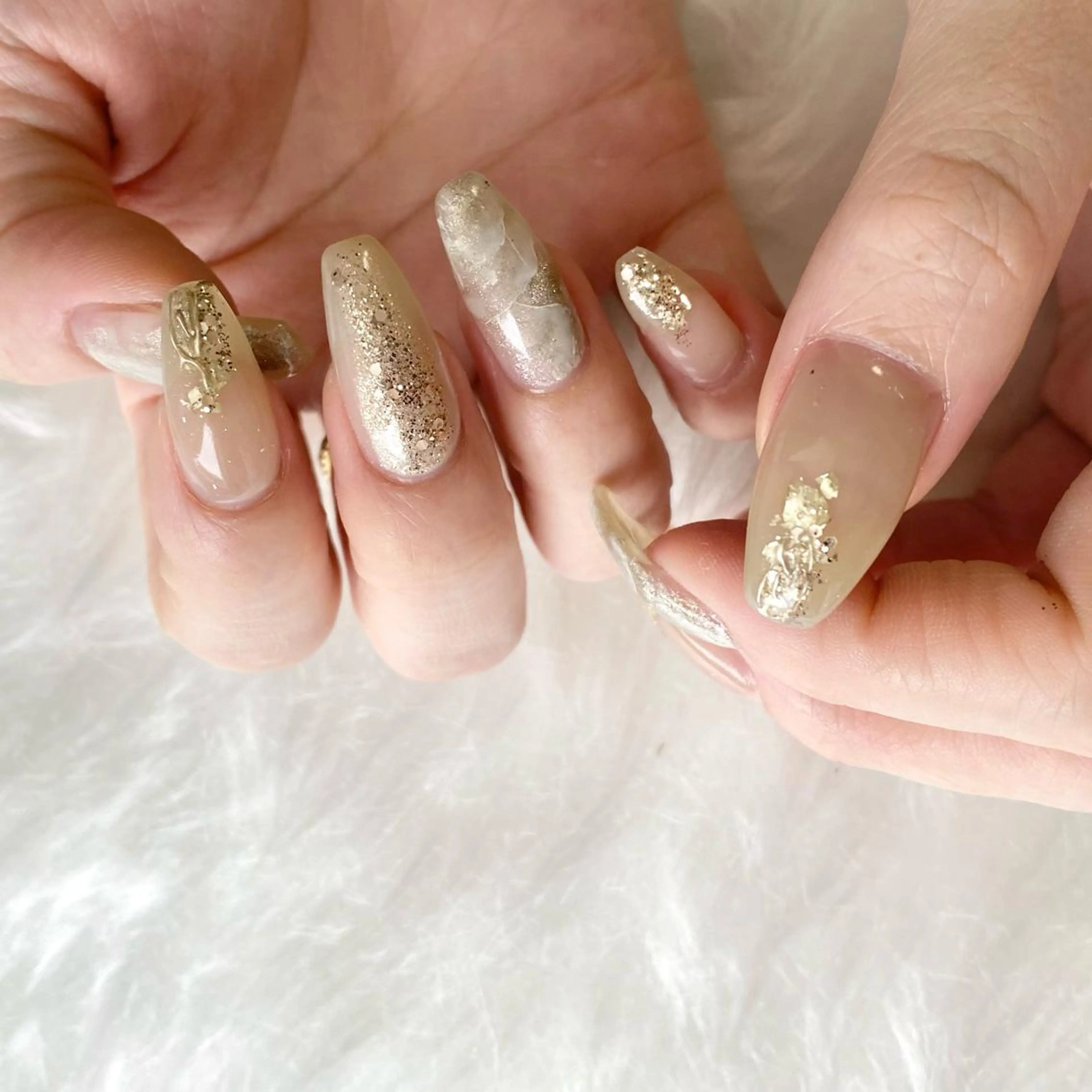 ネイル Ray. ／綺麗目ニュアンスのネイルデザイン