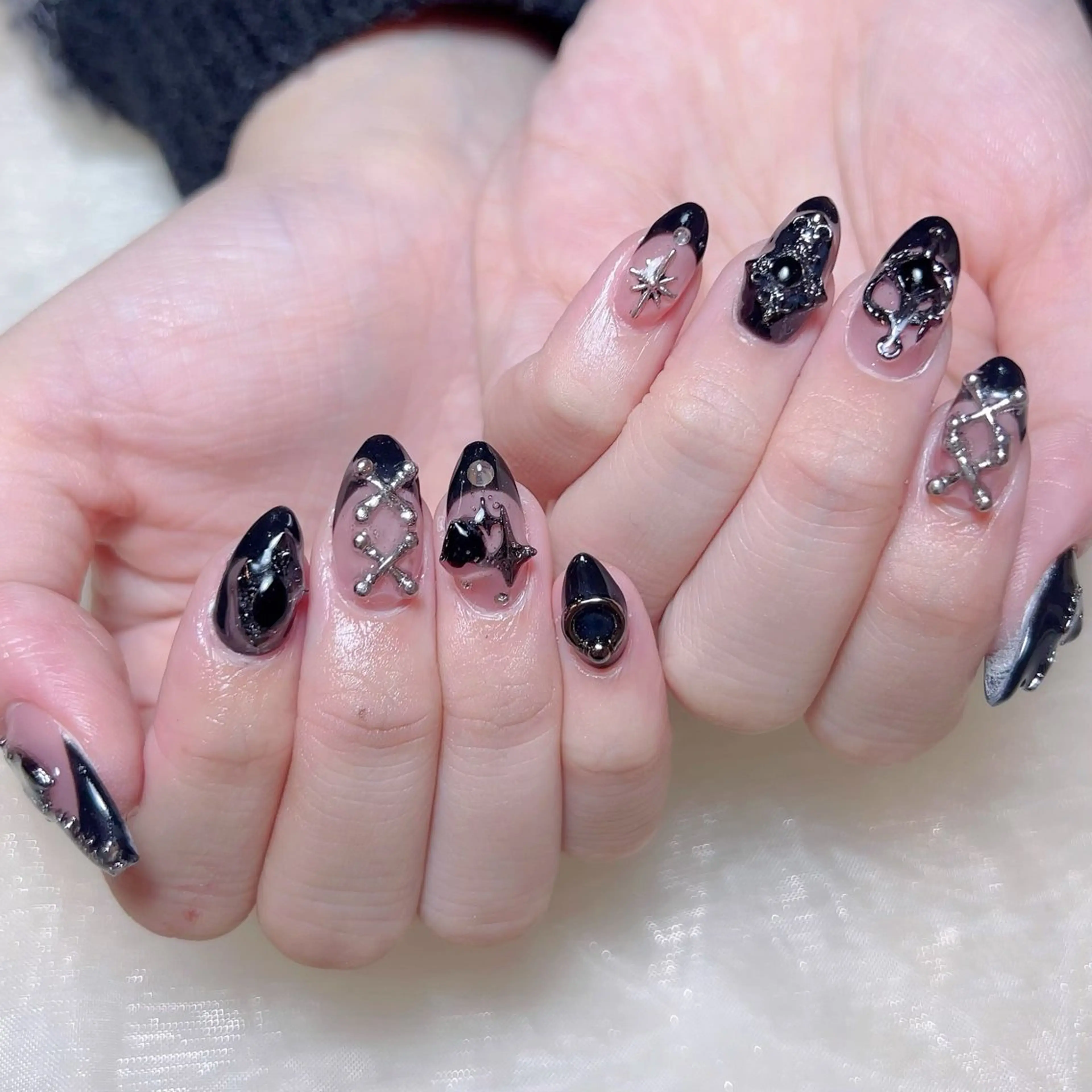 メンズ ネイル メンズ韓国風 アートネイル オーロラネイル ガーリー キラキラネイル Nail salon 木にいるのネイルデザイン