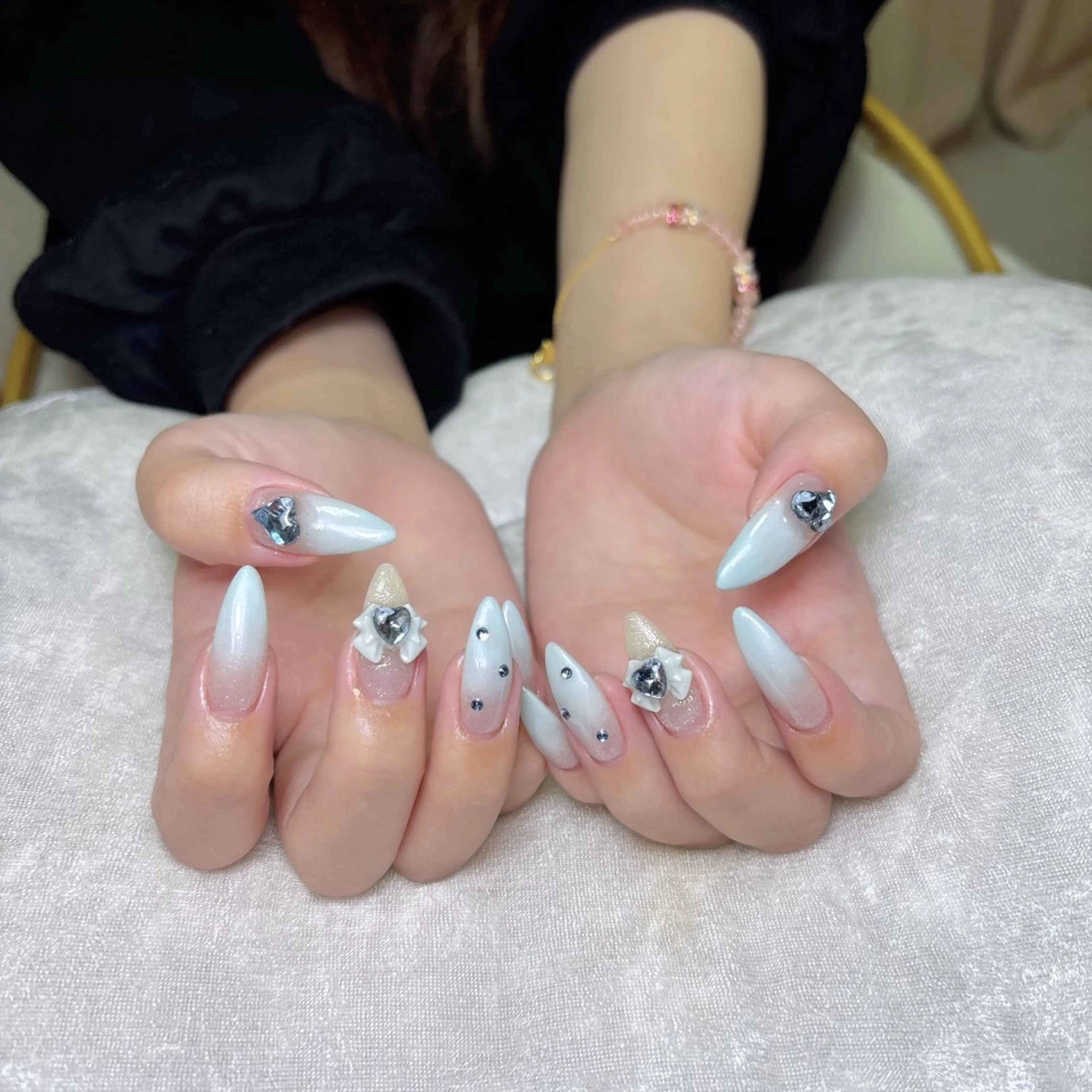 ネイル ハンドネイル ハンドケア Airis aiのネイルデザイン