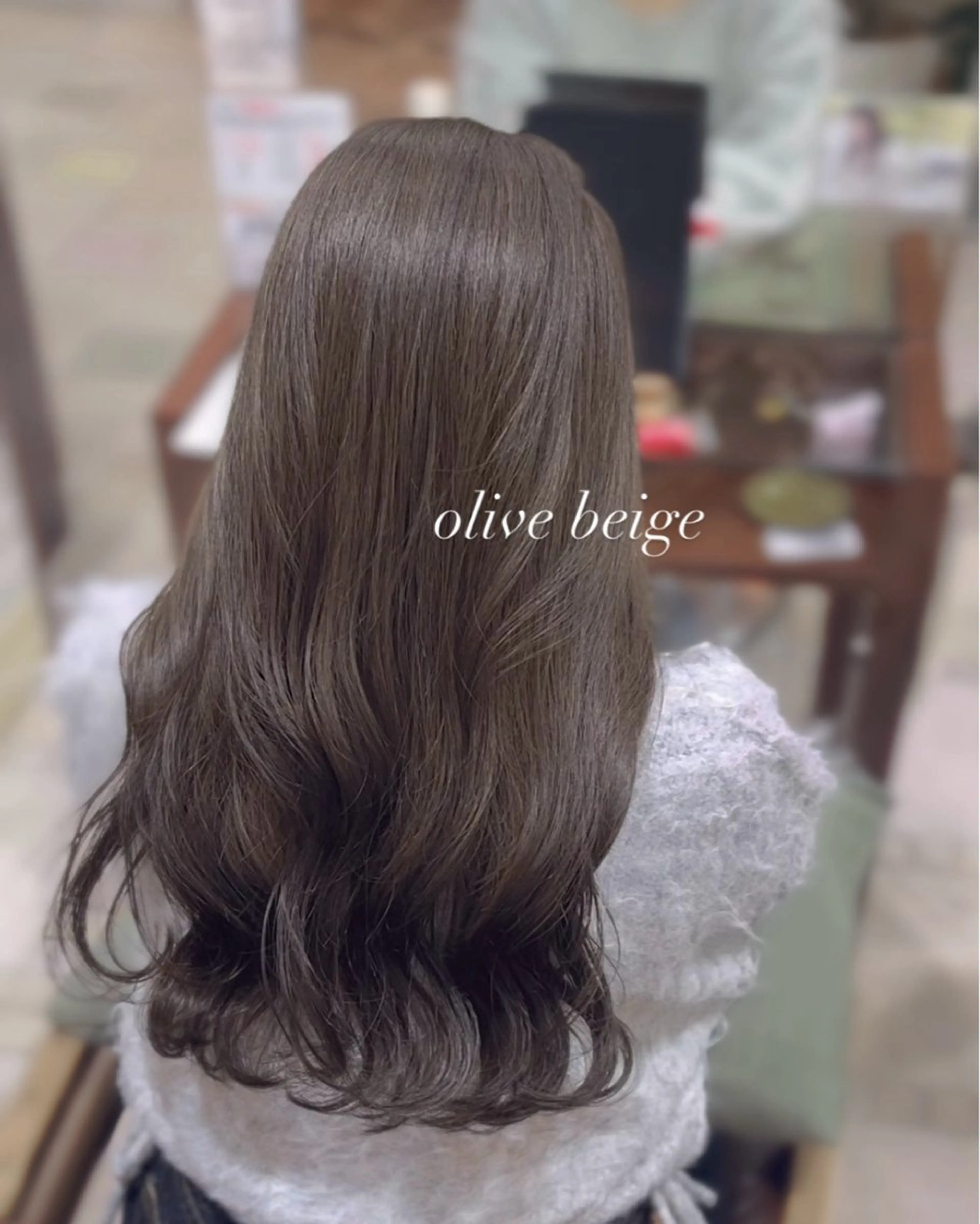 ロング カット ヘアカラー トリートメント 透明感カラー／ 艶感カラー／RAMUのヘアスタイル