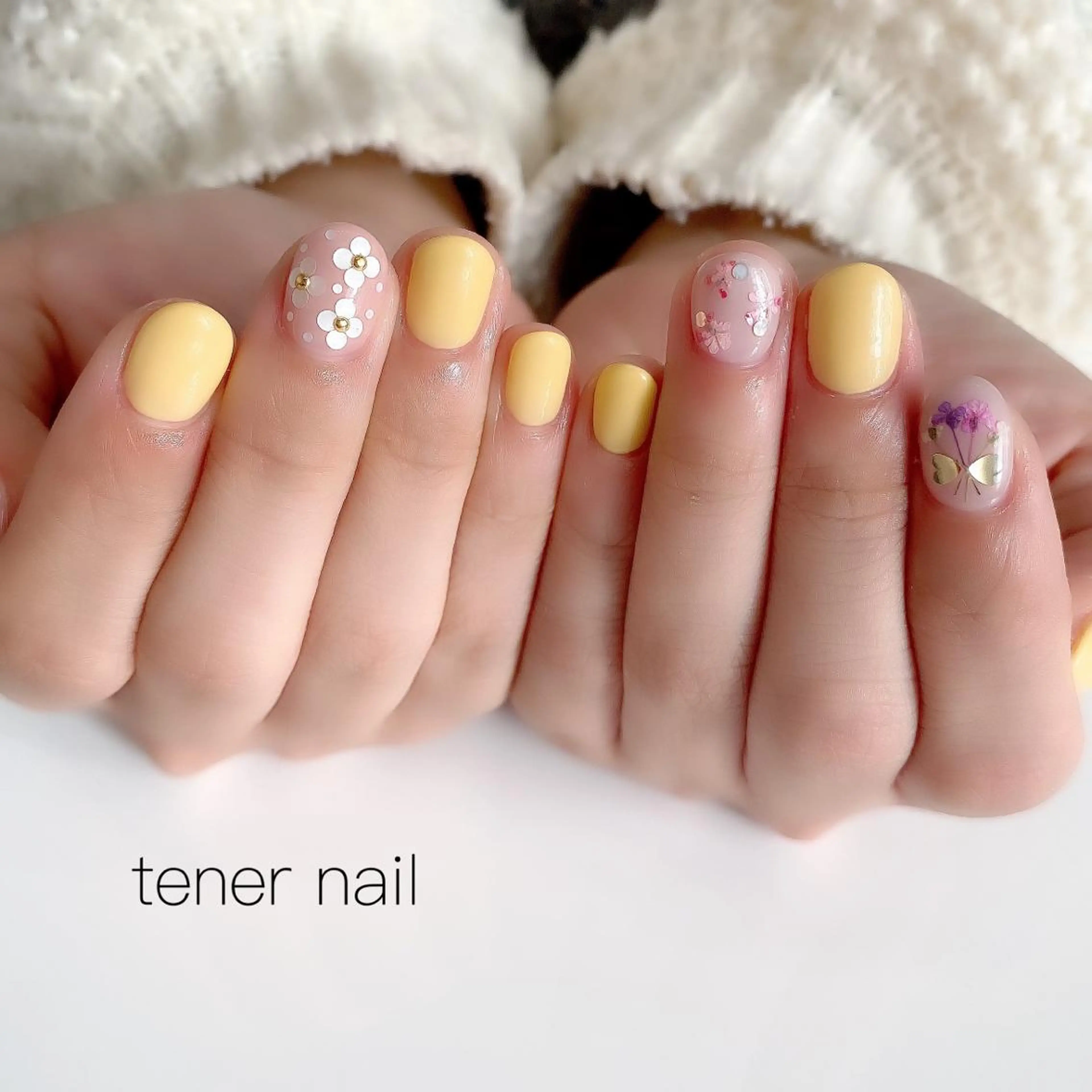 ネイル 春ネイル 黄色 テネルネイル tener nailのネイルデザイン