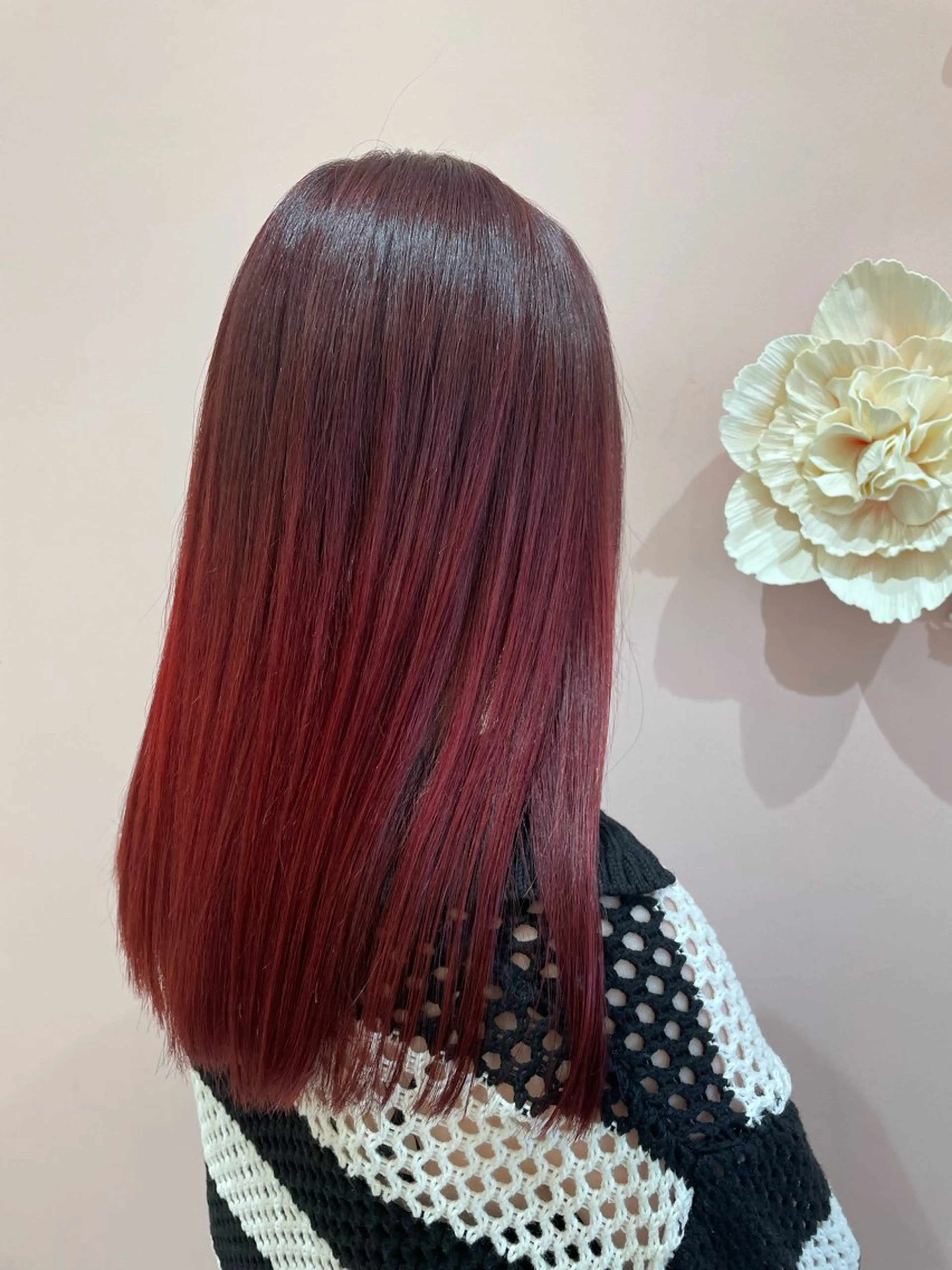 カラー ダブルカラー レッドカラー 縮毛矯正／ 似合わせ／古津遼平のヘアスタイル