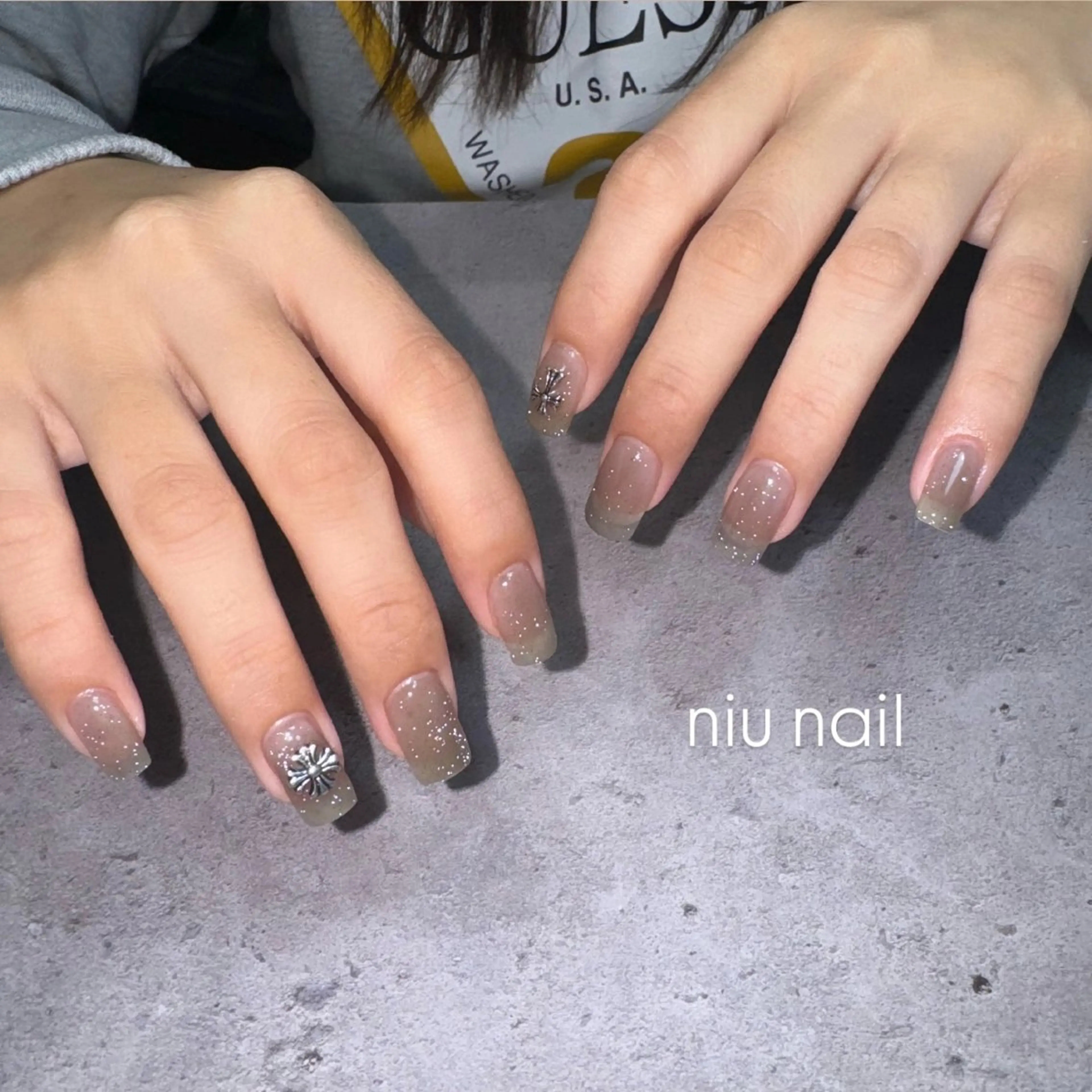 ネイル フラッシュネイル nail salon niuのネイルデザイン