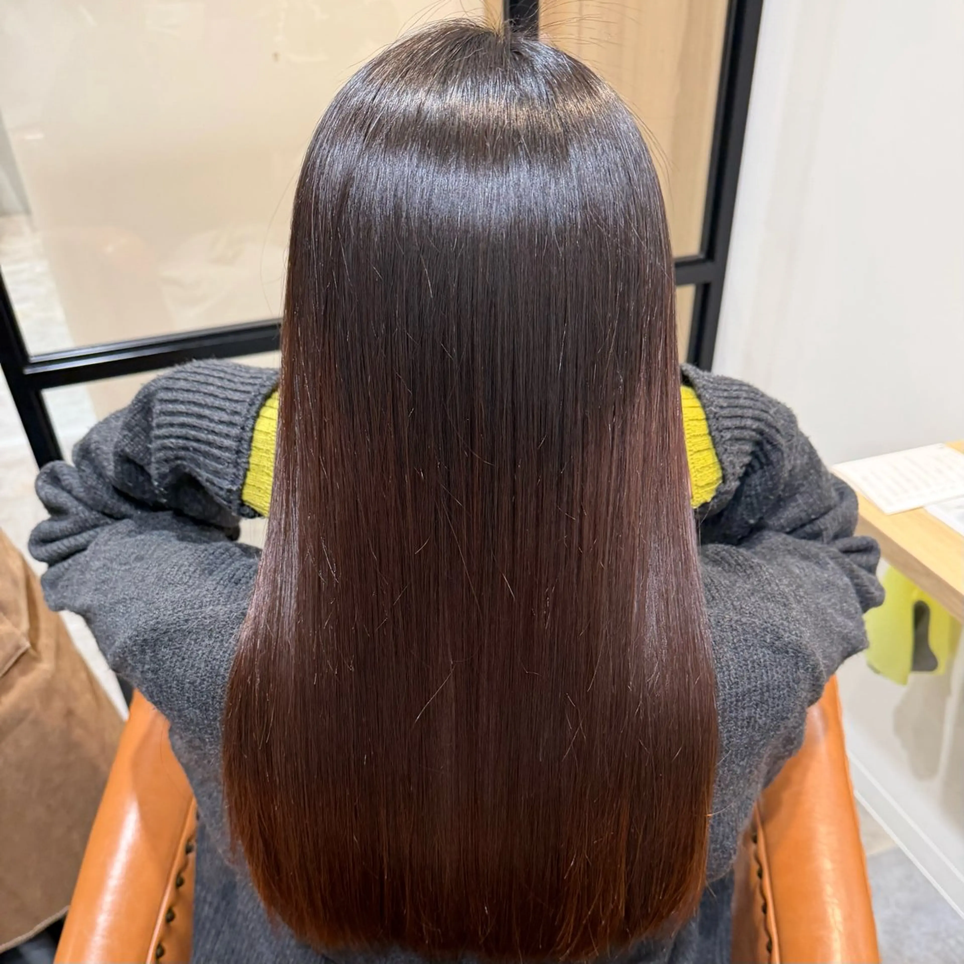 セミロング 縮毛矯正 トリートメント powderhair_luminity所属・矢澤涼夏 🎀ツヤ髪のヘアスタイル