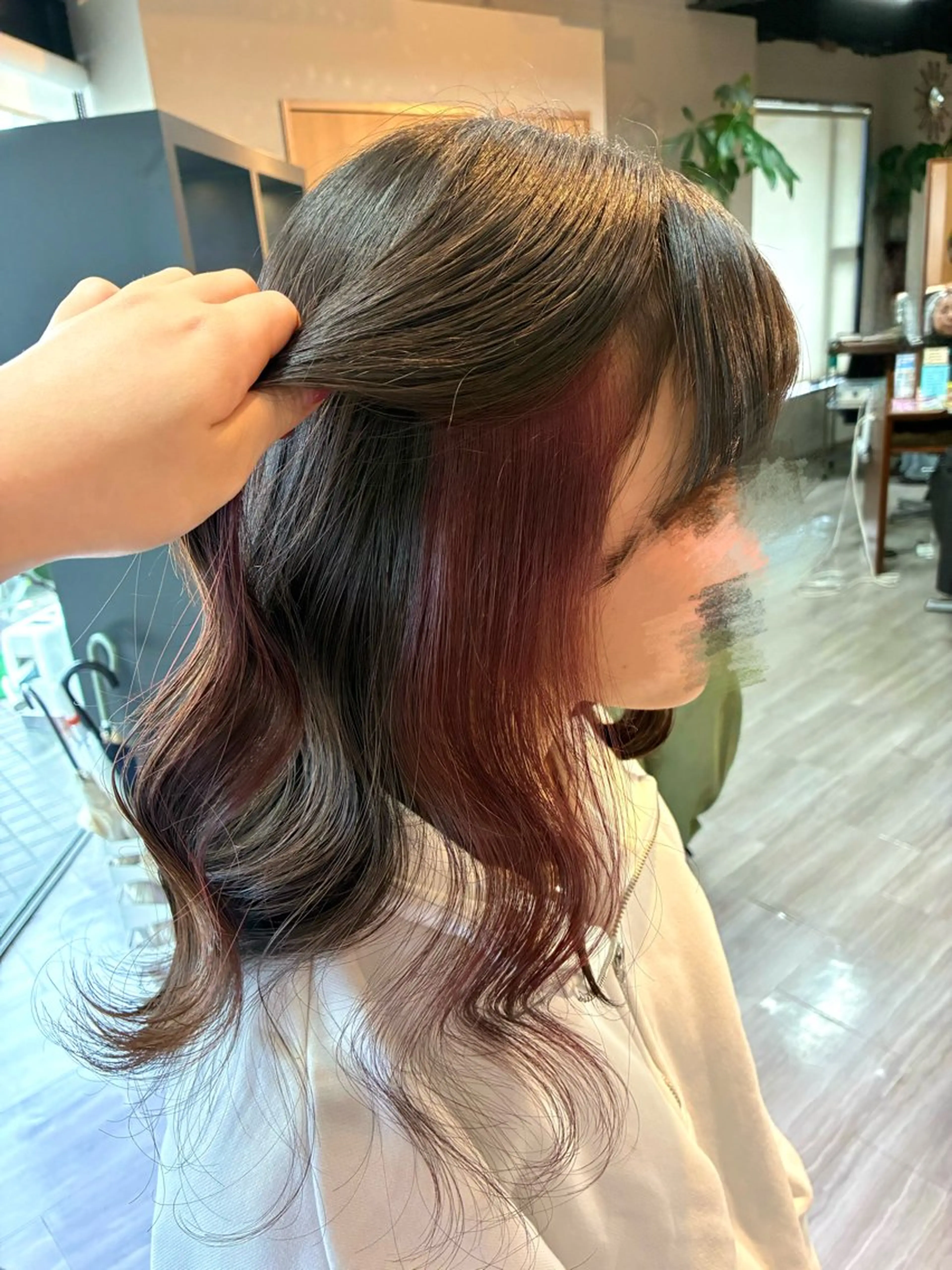 セミロング カラー ブリーチ ダブルカラー イヤリングカラー ブリーチなしカラー ピンクカラー ヘアカラー arika もえのヘアスタイル