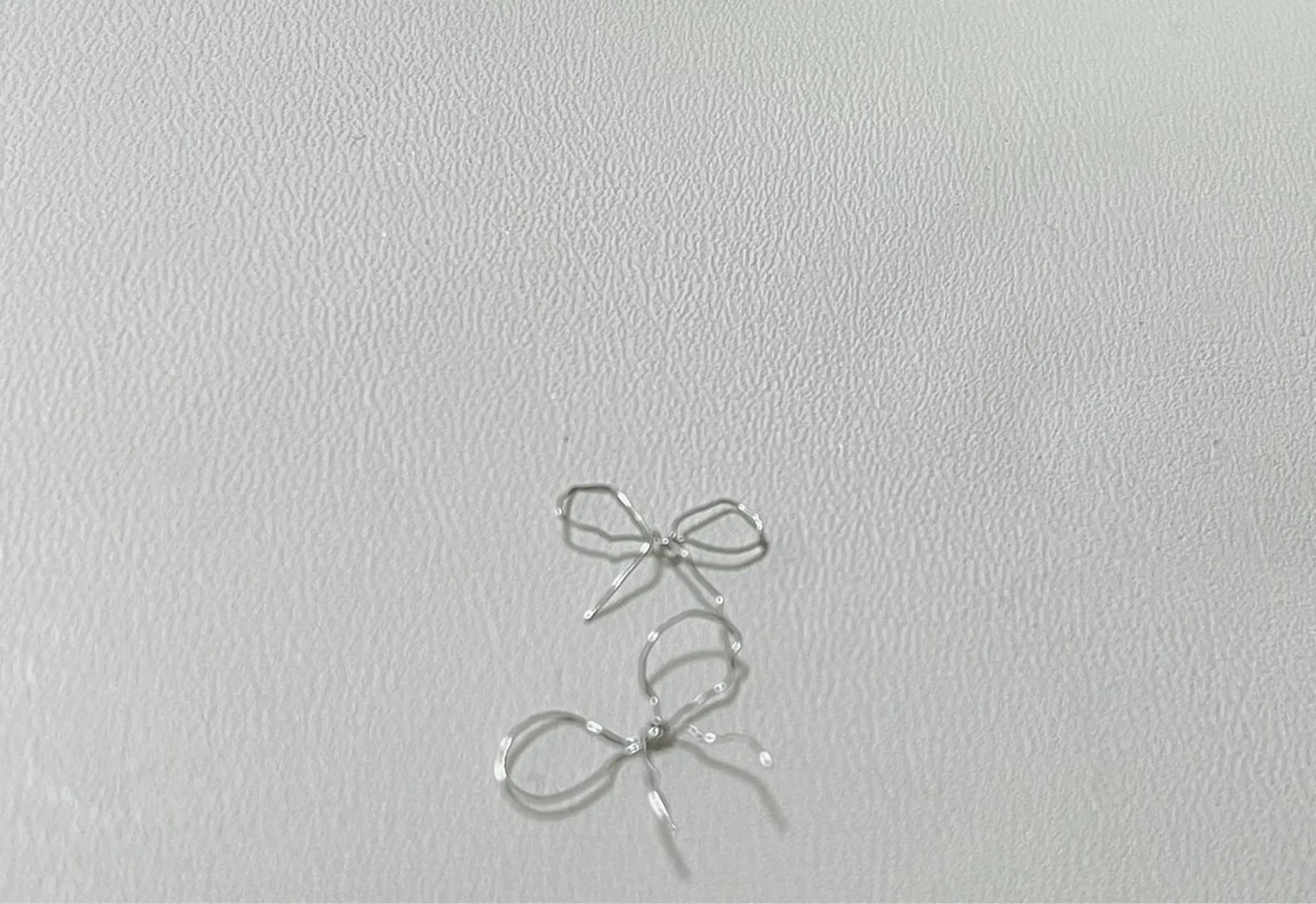 ネイル リボン Rainrain💧 パーツ豊富、やり放題のネイルデザイン