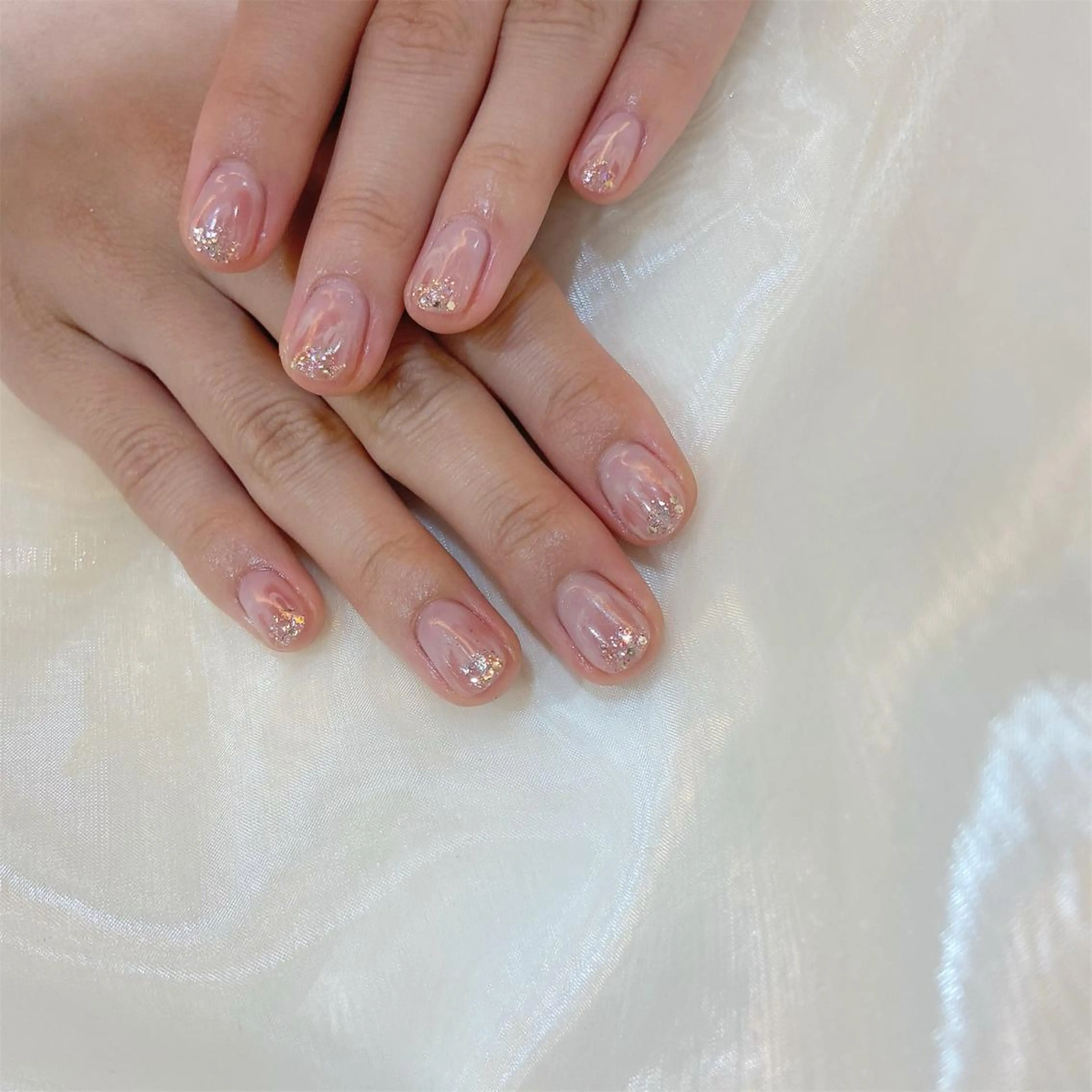 ネイル キラキラネイル . .のネイルデザイン