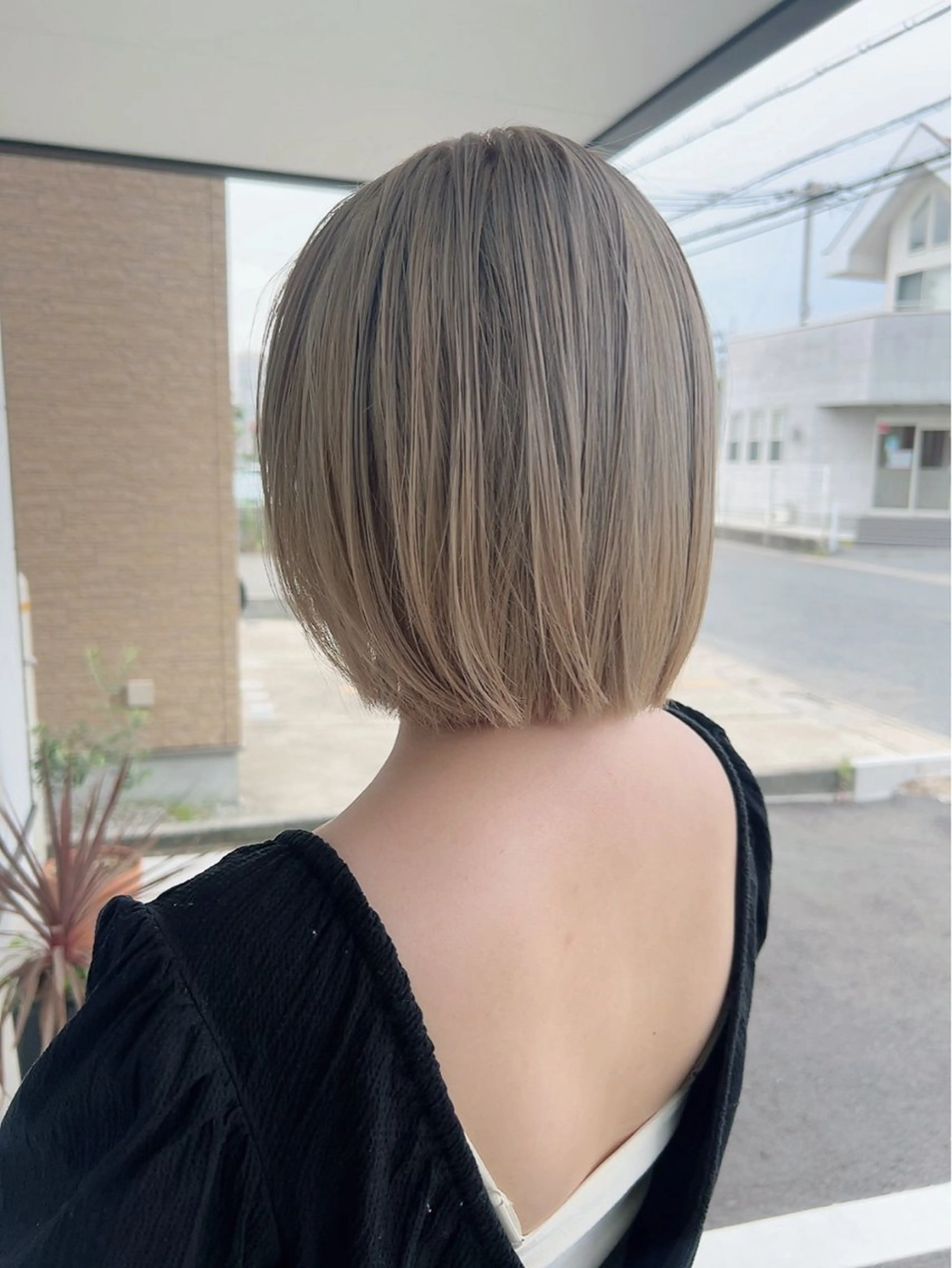 ショート カット ヘアカラー トリートメント 盛本 彩乃のヘアスタイル