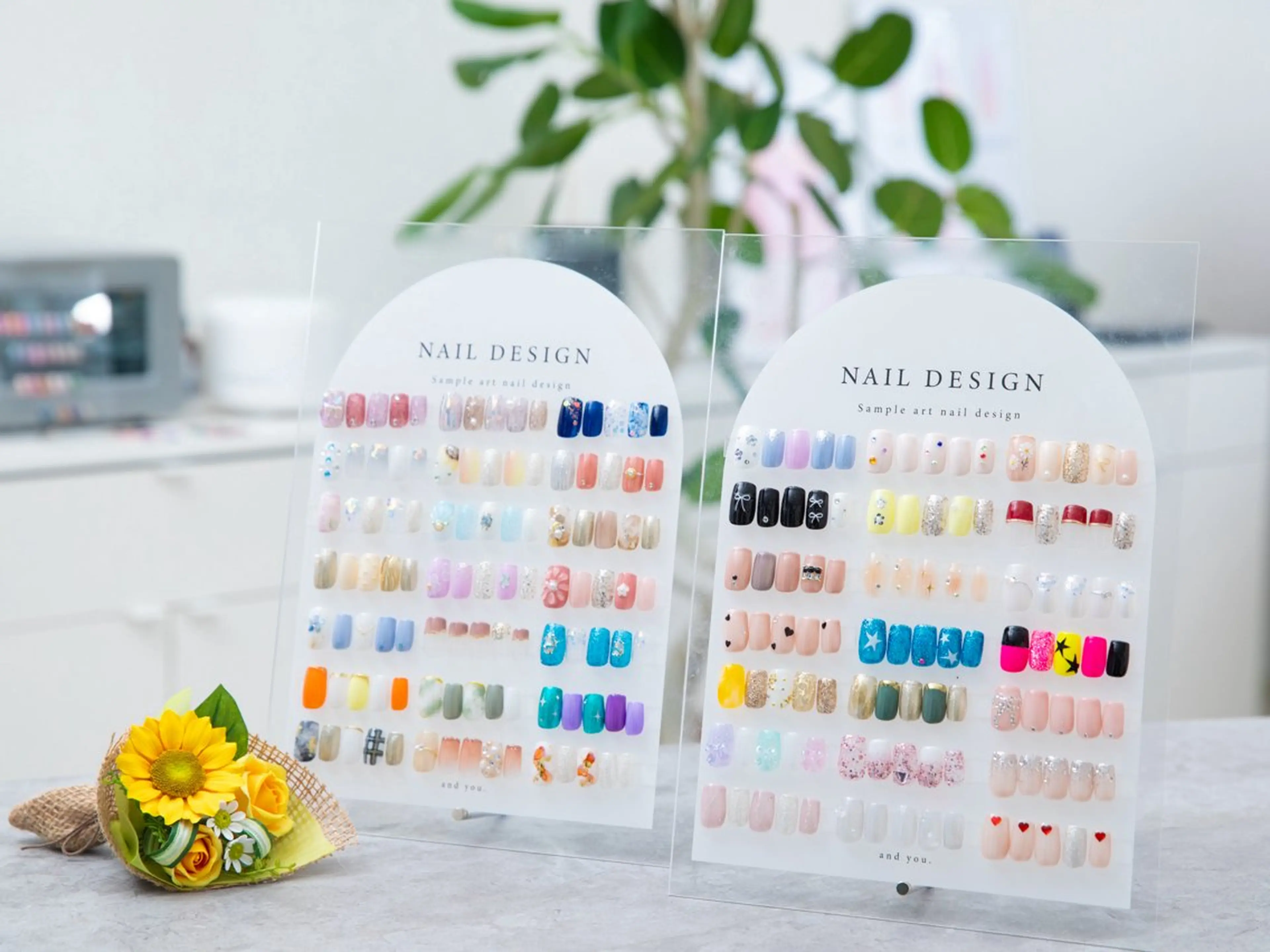 ネイル アートネイル ストーンネイル ハンドネイル Nail Salon Lindaのネイルデザイン