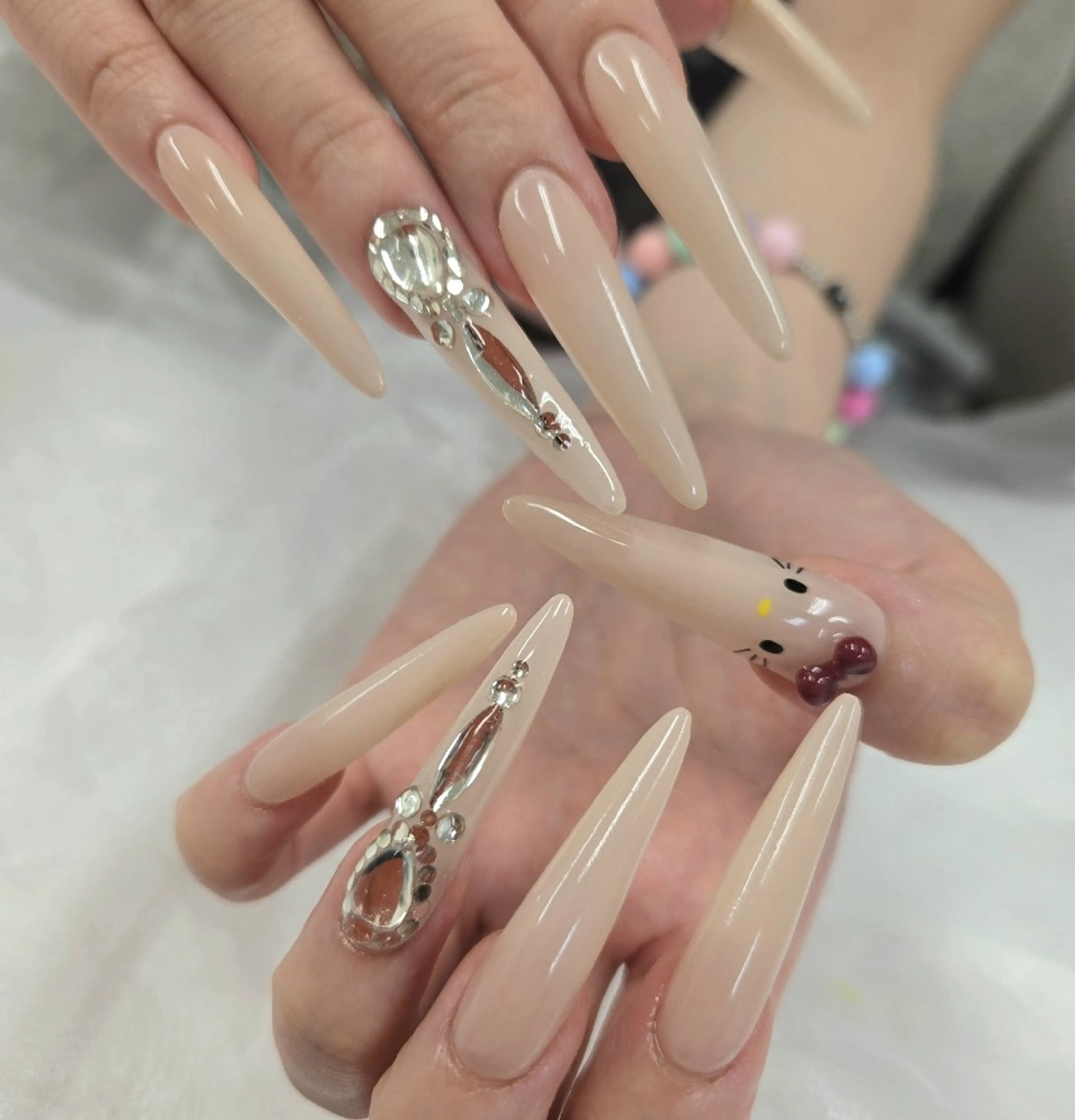 ネイル アートネイル オーロラネイル チークネイル 成人式 ジェルネイル ハンドネイル 河野ちえ (雑誌掲載サロン)のネイルデザイン