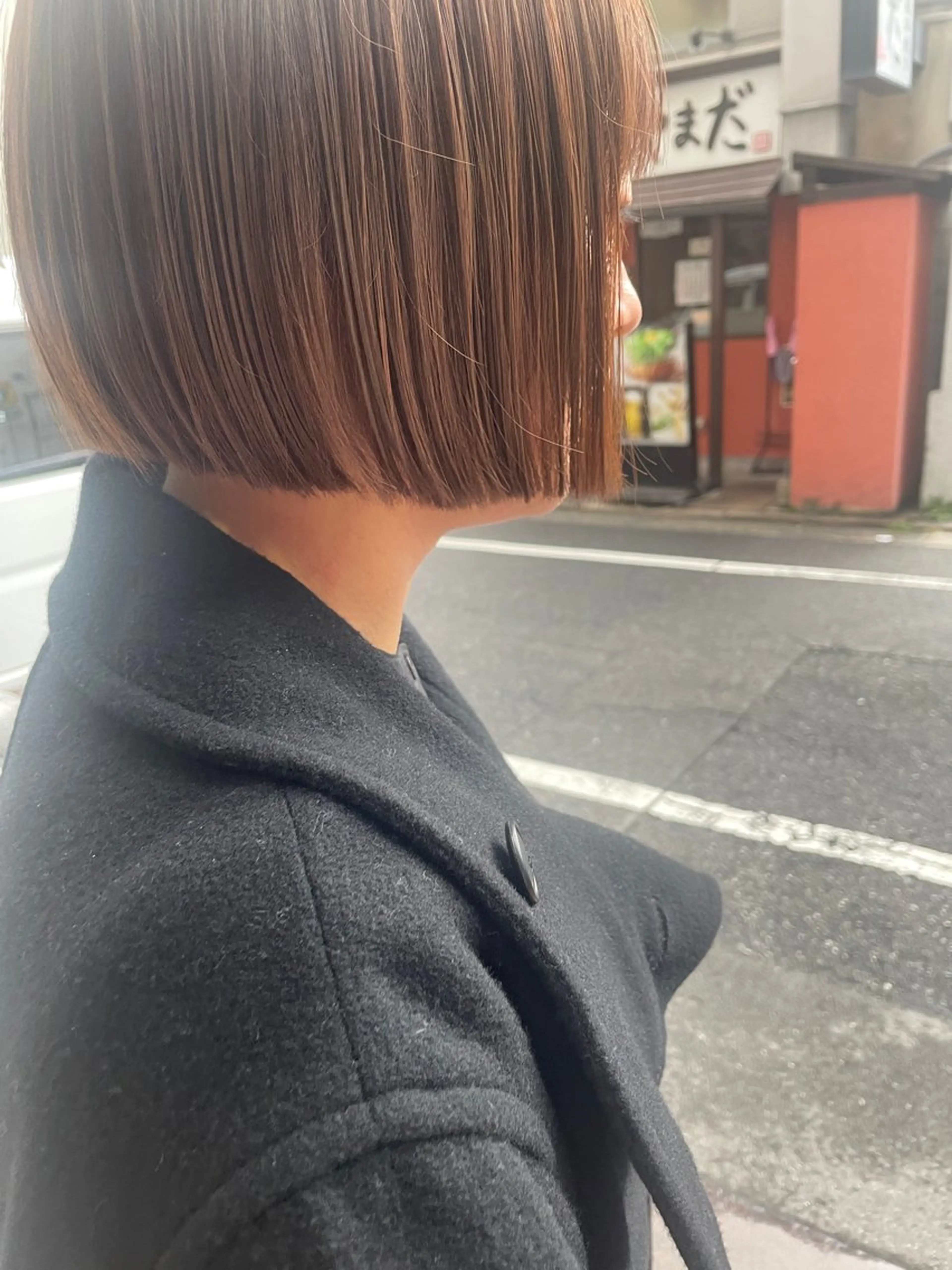 ショート カラー ボブ カット ヘアカラー トリートメント さの あやねのヘアスタイル