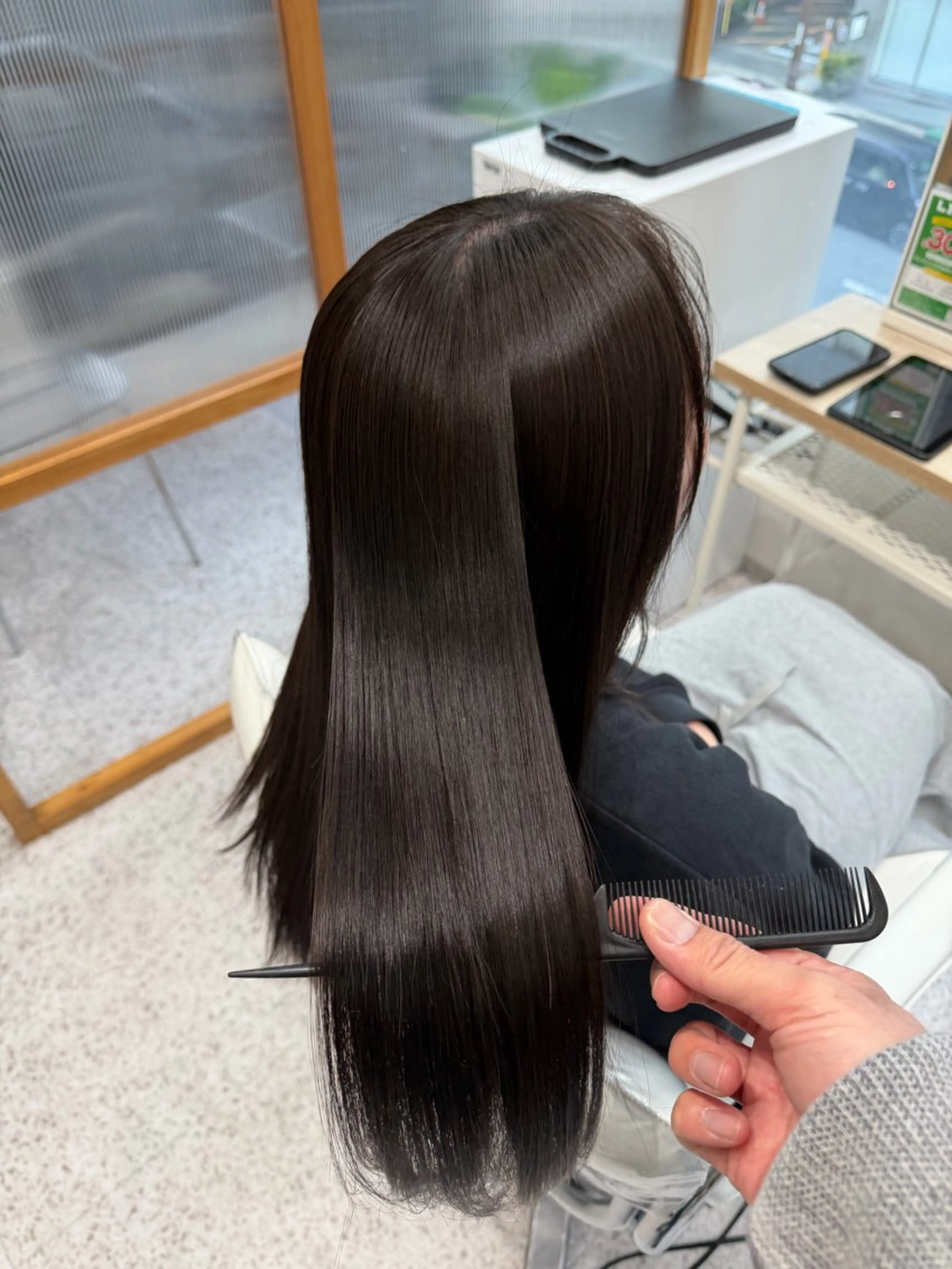 ロング カラー ベージュカラー ケアカラー 髪質改善 レイヤーカット トリートメント カット ヘアカラー トリートメント 髪質改善 髪質改善カラーゆうひのヘアスタイル