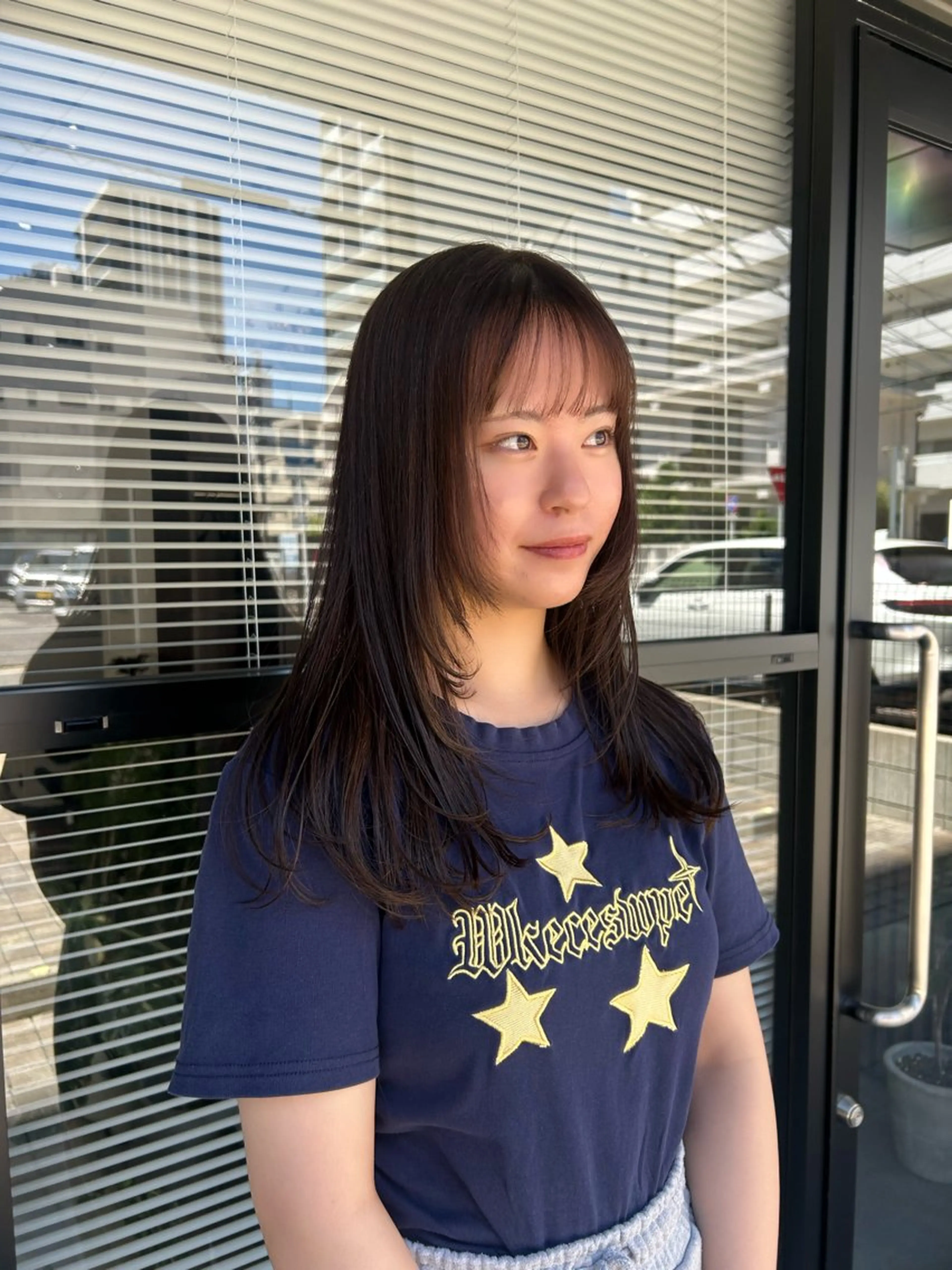セミロング カラー 顔周りカット レイヤーカット カット ヘアカラー 鈴木 よつはのヘアスタイル